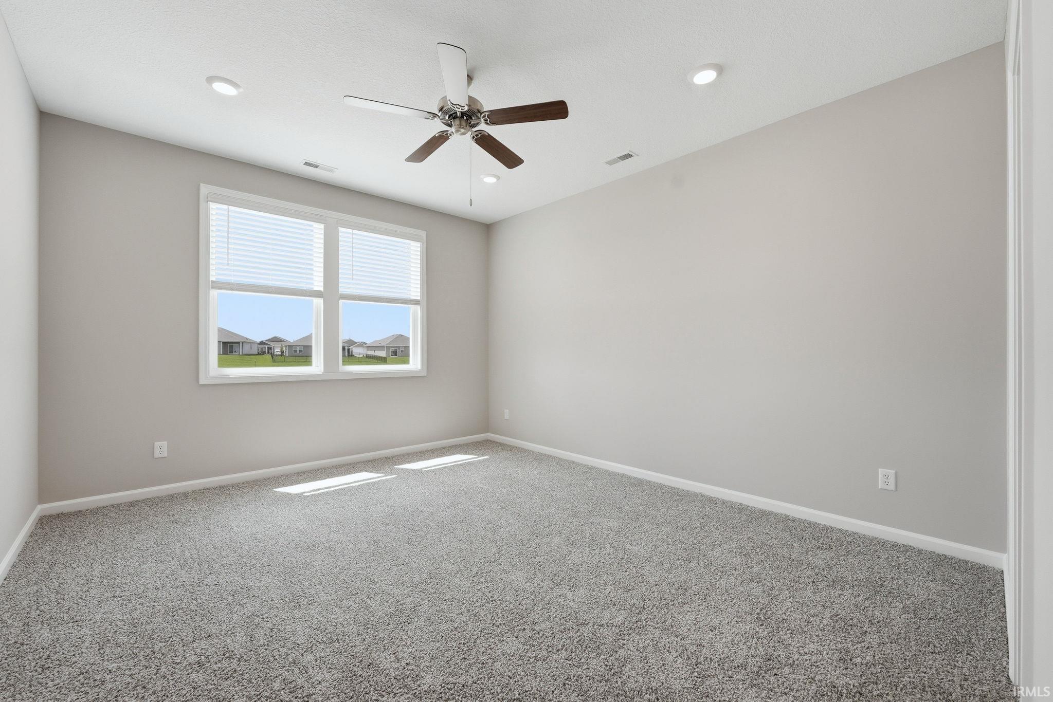 Photo 16 of 993 Catesby Court