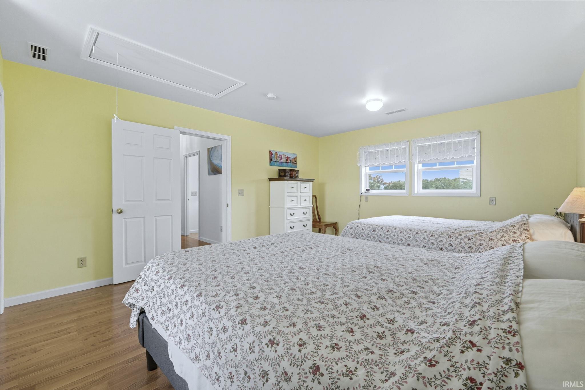 Photo 23 of 1425 E 700 Road