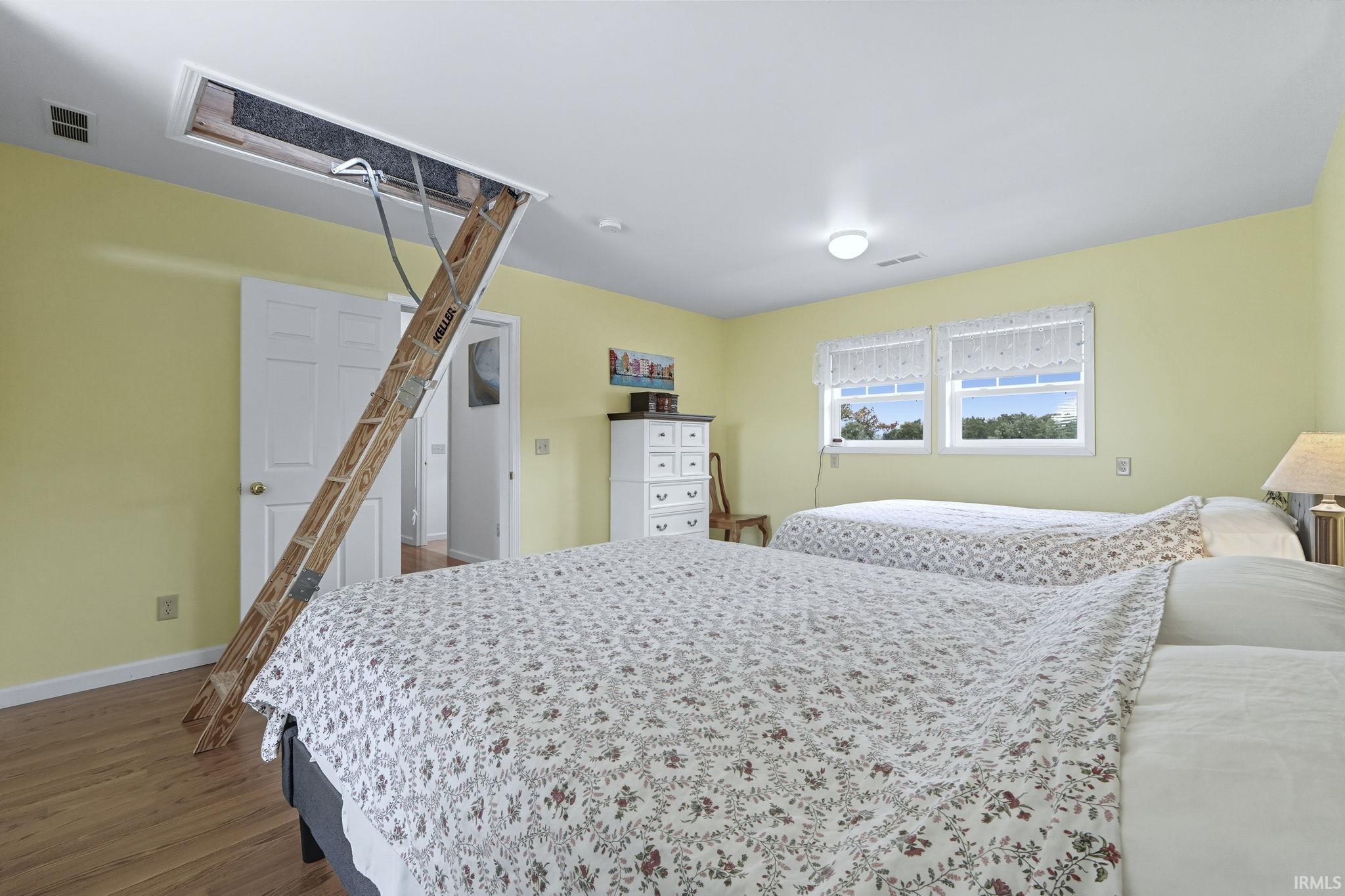 Photo 24 of 1425 E 700 Road