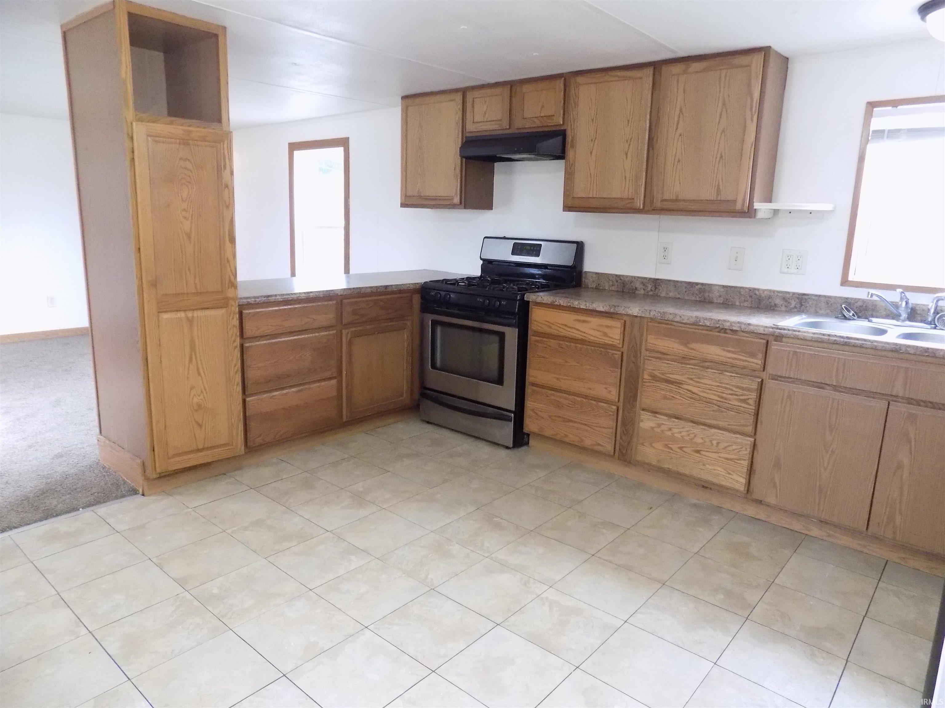 Photo 5 of 57560 Paul Street