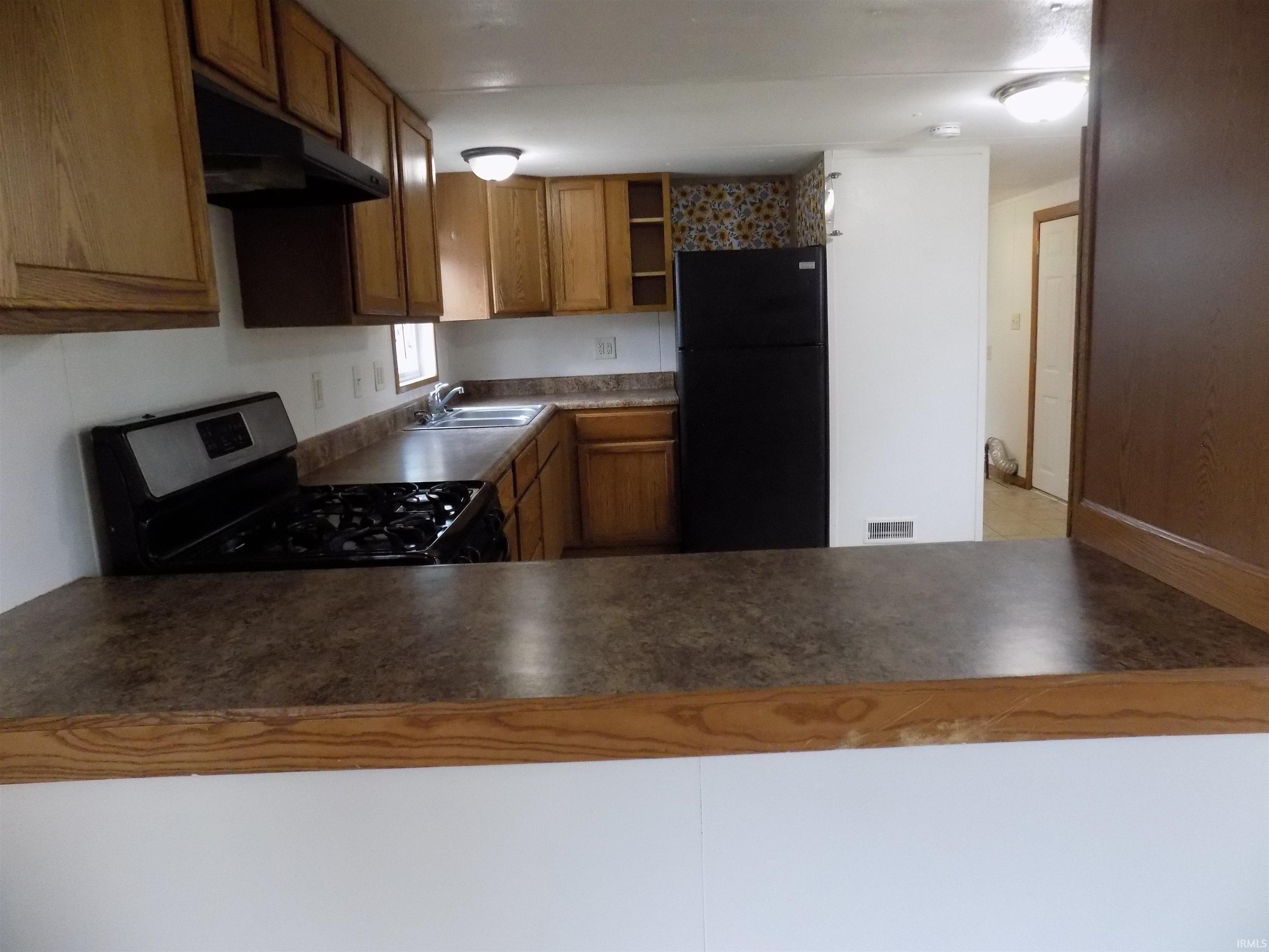 Photo 6 of 57560 Paul Street