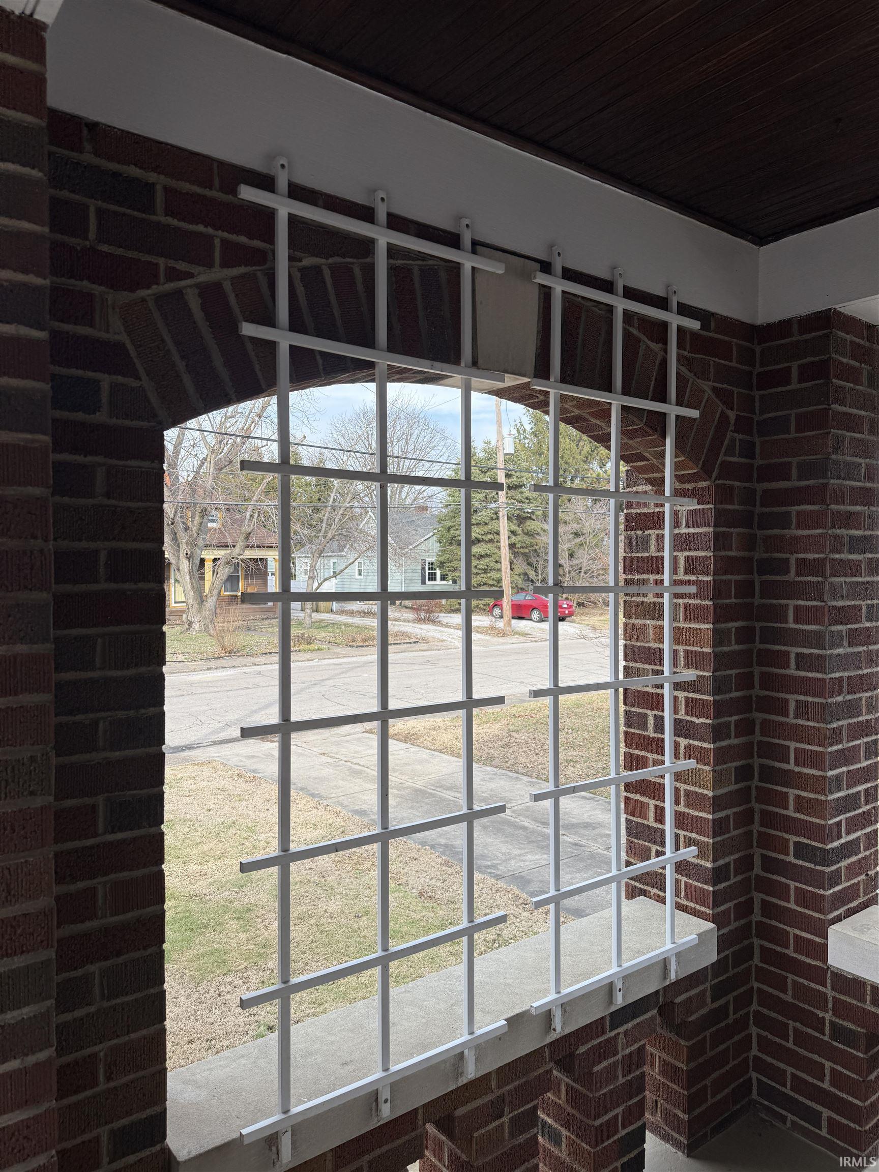 Homes for sale in Evansville, IN | 2013 Vogel Rd, Evansville, IN 47711 | MLS# 202607412