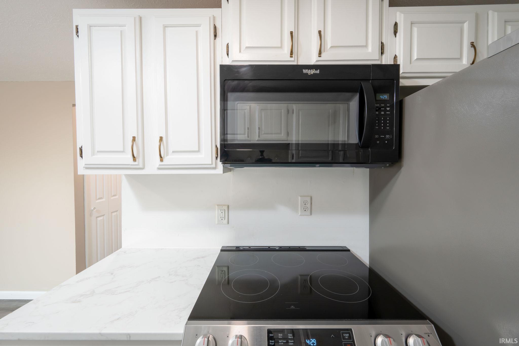 Photo 10 of 2927 Westbrook Drive