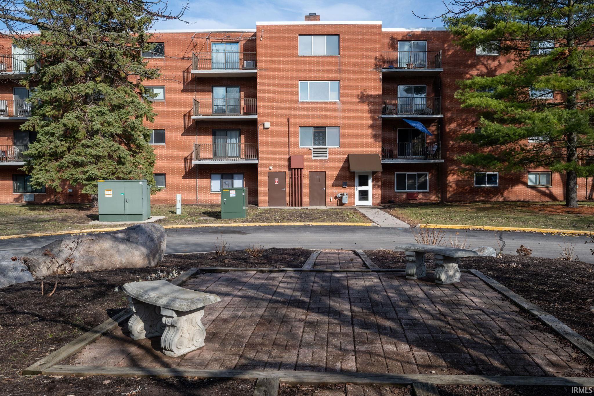 Photo 27 of 2927 Westbrook Drive