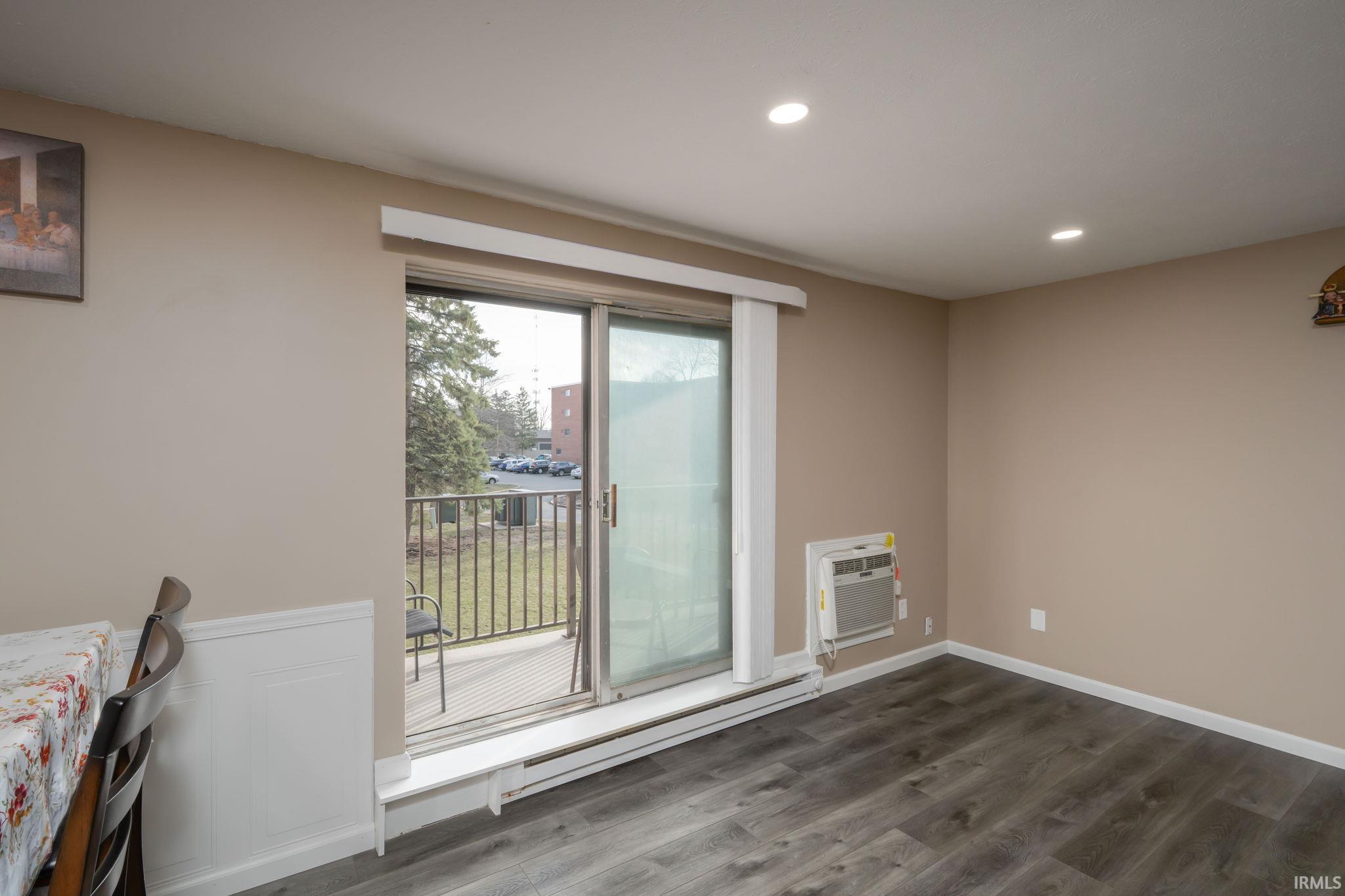 Photo 6 of 2927 Westbrook Drive