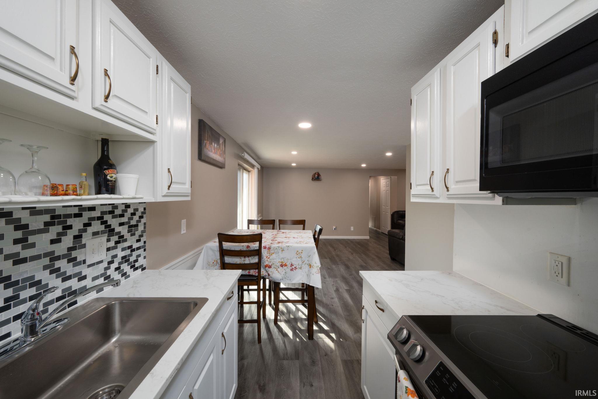 Photo 7 of 2927 Westbrook Drive