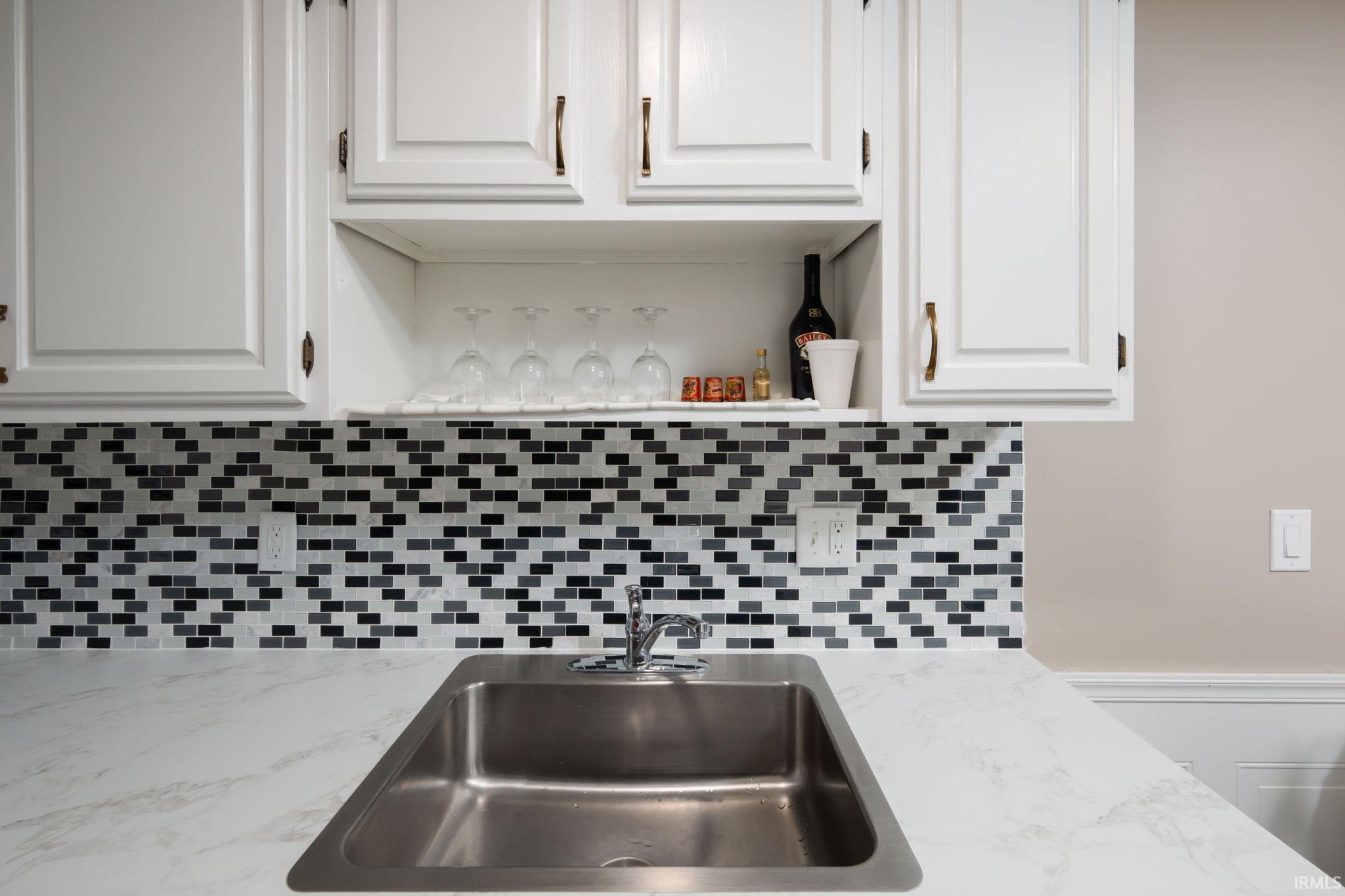 Photo 9 of 2927 Westbrook Drive