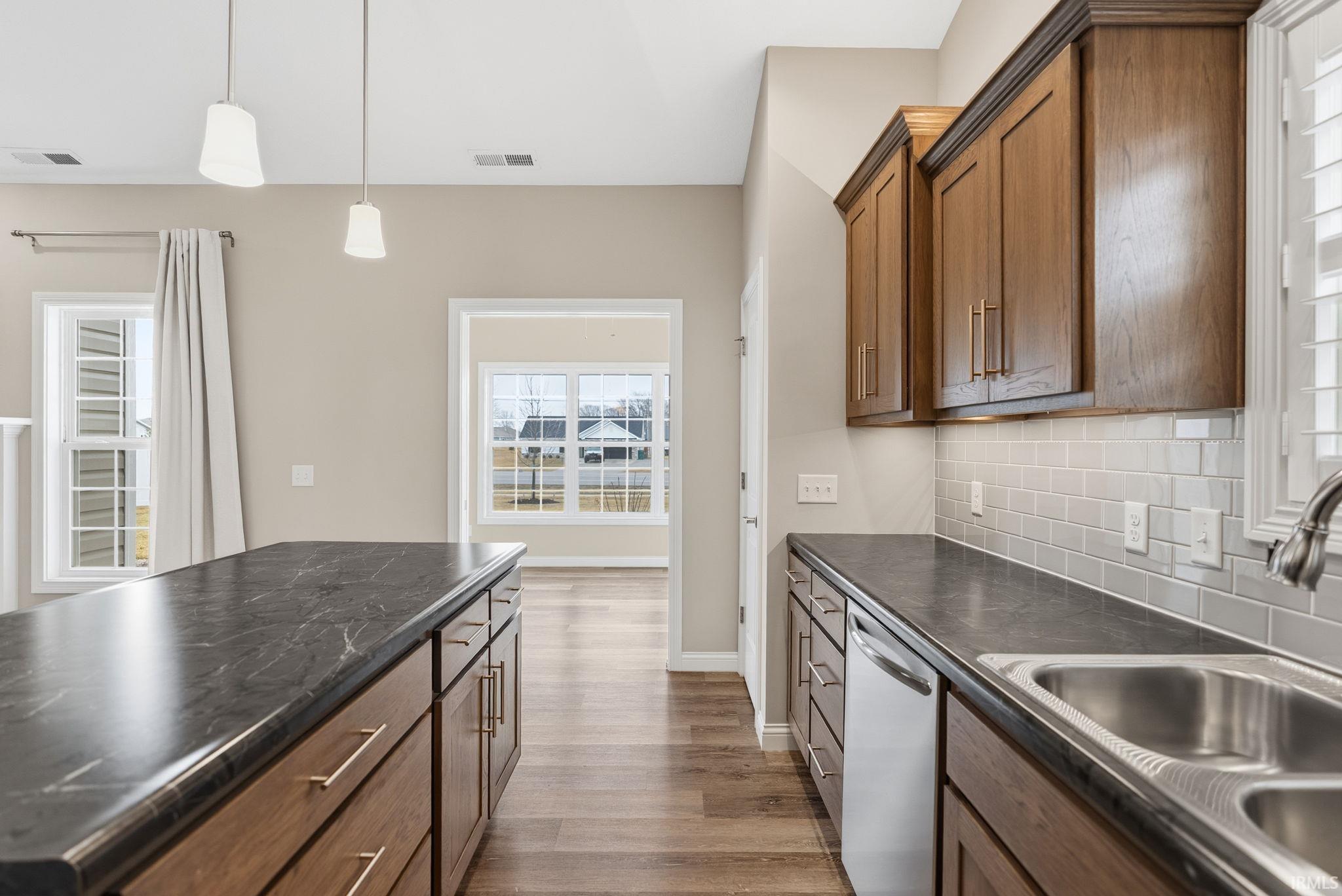 Photo 7 of 7864 Sunbeam Cove