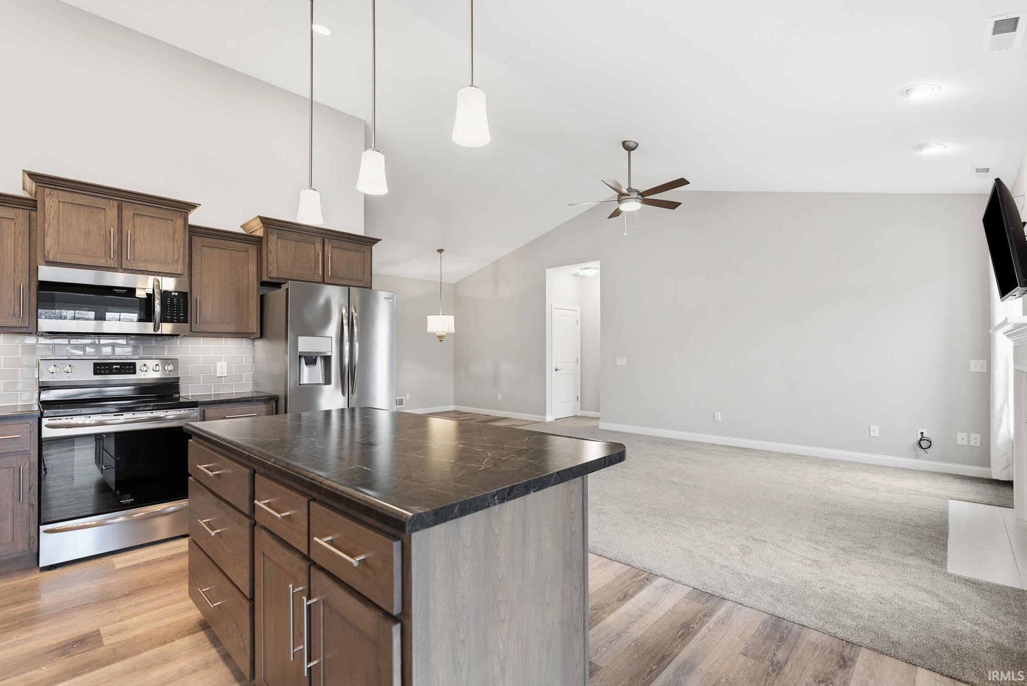 Photo 8 of 7864 Sunbeam Cove