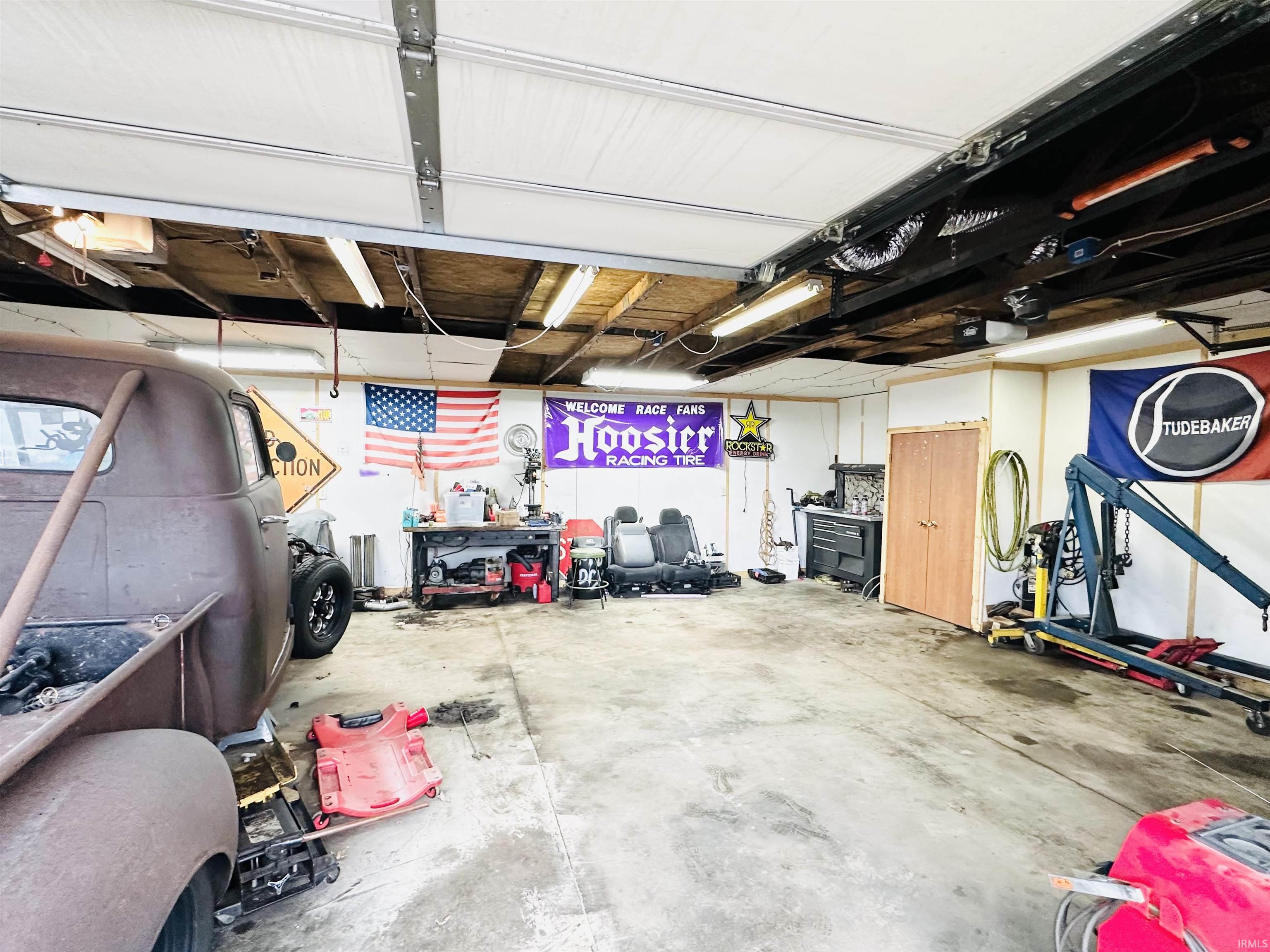 Homes for sale in Lakeville, IN | 65159 Us 31 Hwy, Lakeville, IN 46536 | MLS# 202607497