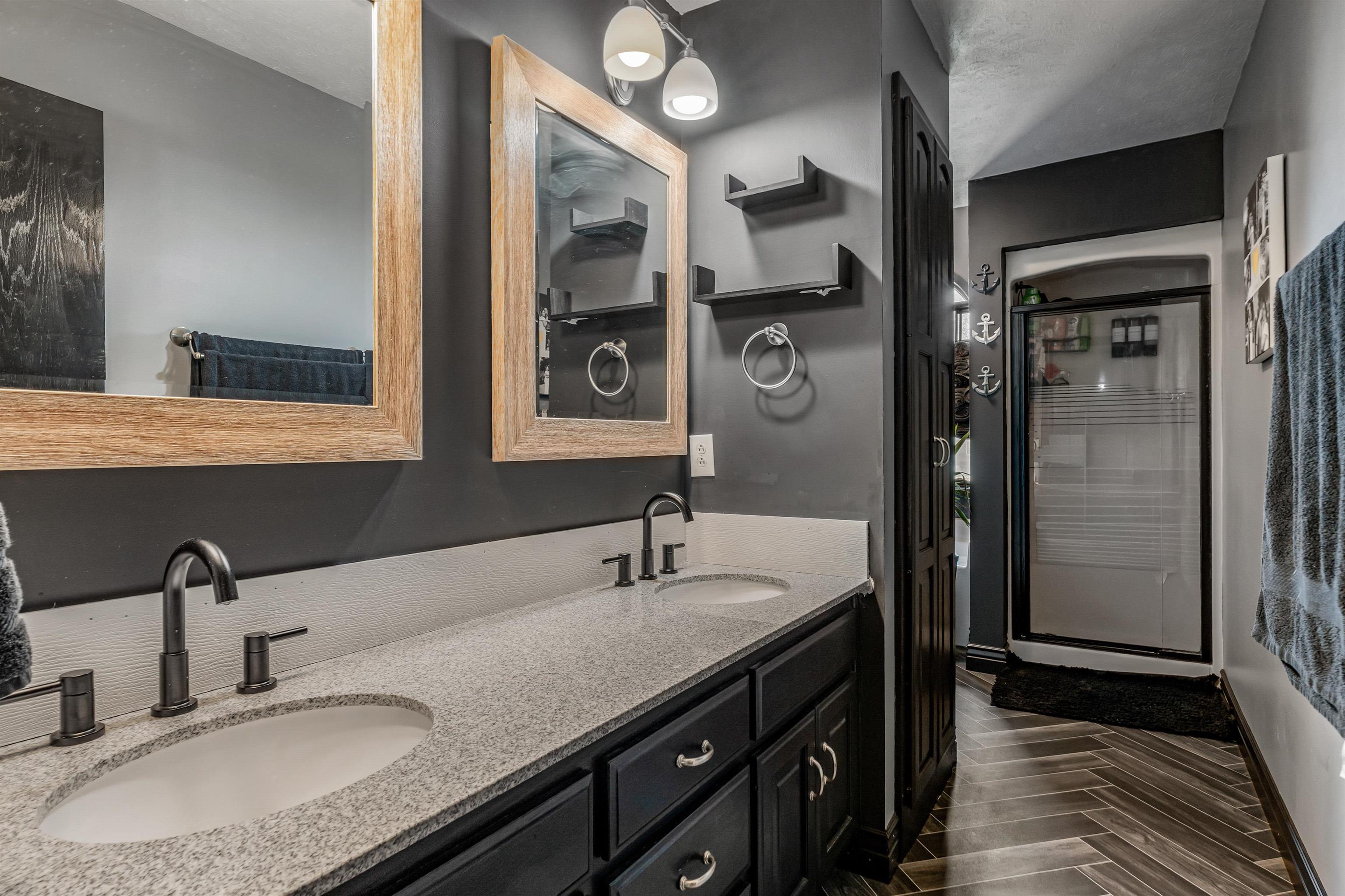 Photo 11 of 131 EMS C29A Lane