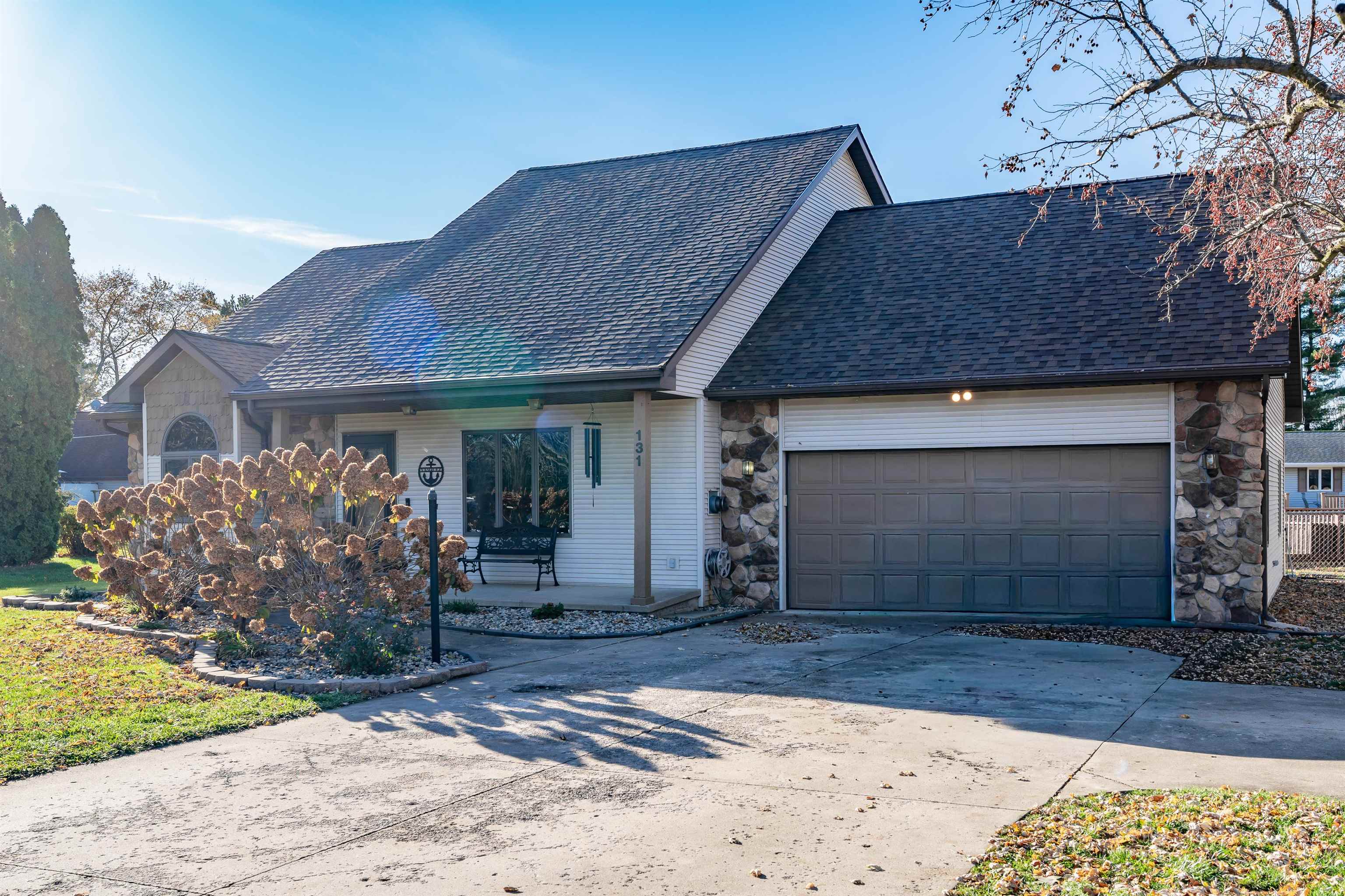 Photo 29 of 131 EMS C29A Lane