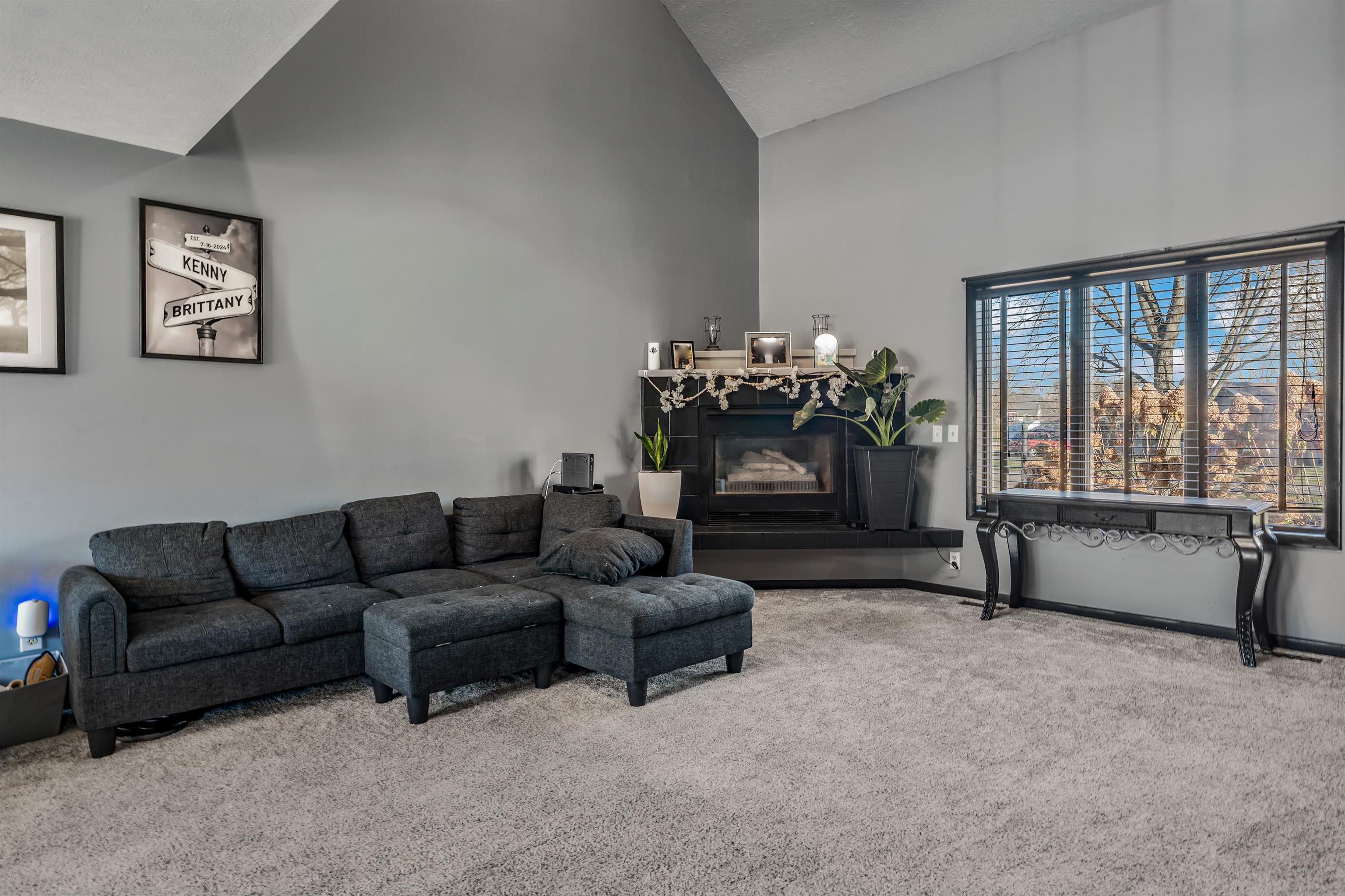 Photo 4 of 131 EMS C29A Lane