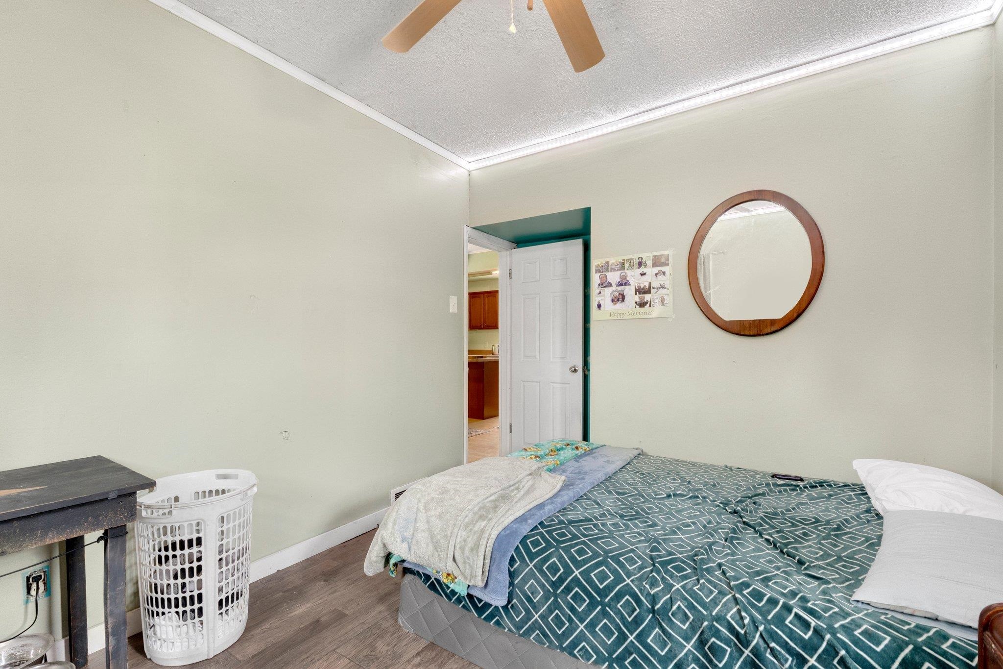 Photo 19 of 1605 E Clark Street