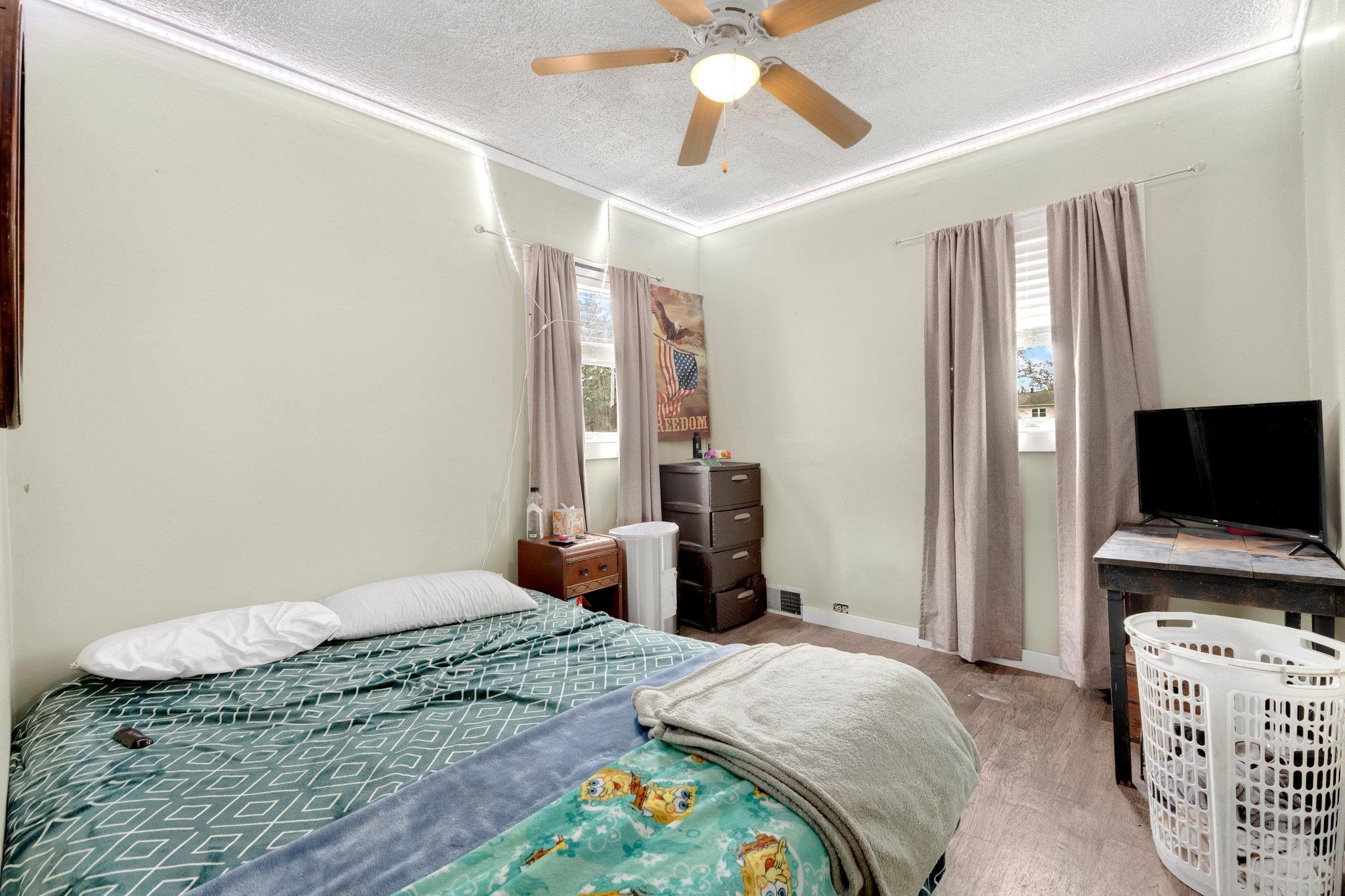 Photo 20 of 1605 E Clark Street