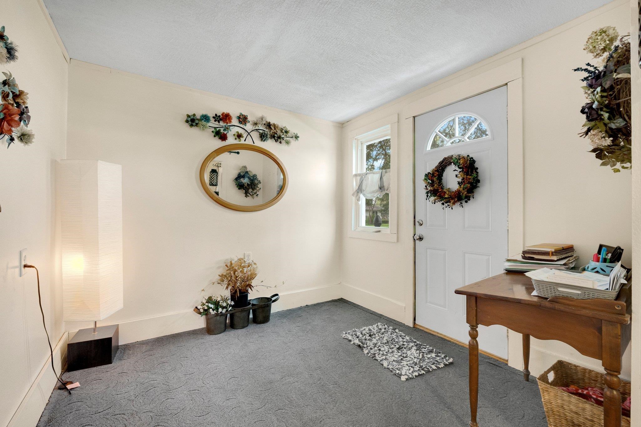 Photo 23 of 1605 E Clark Street