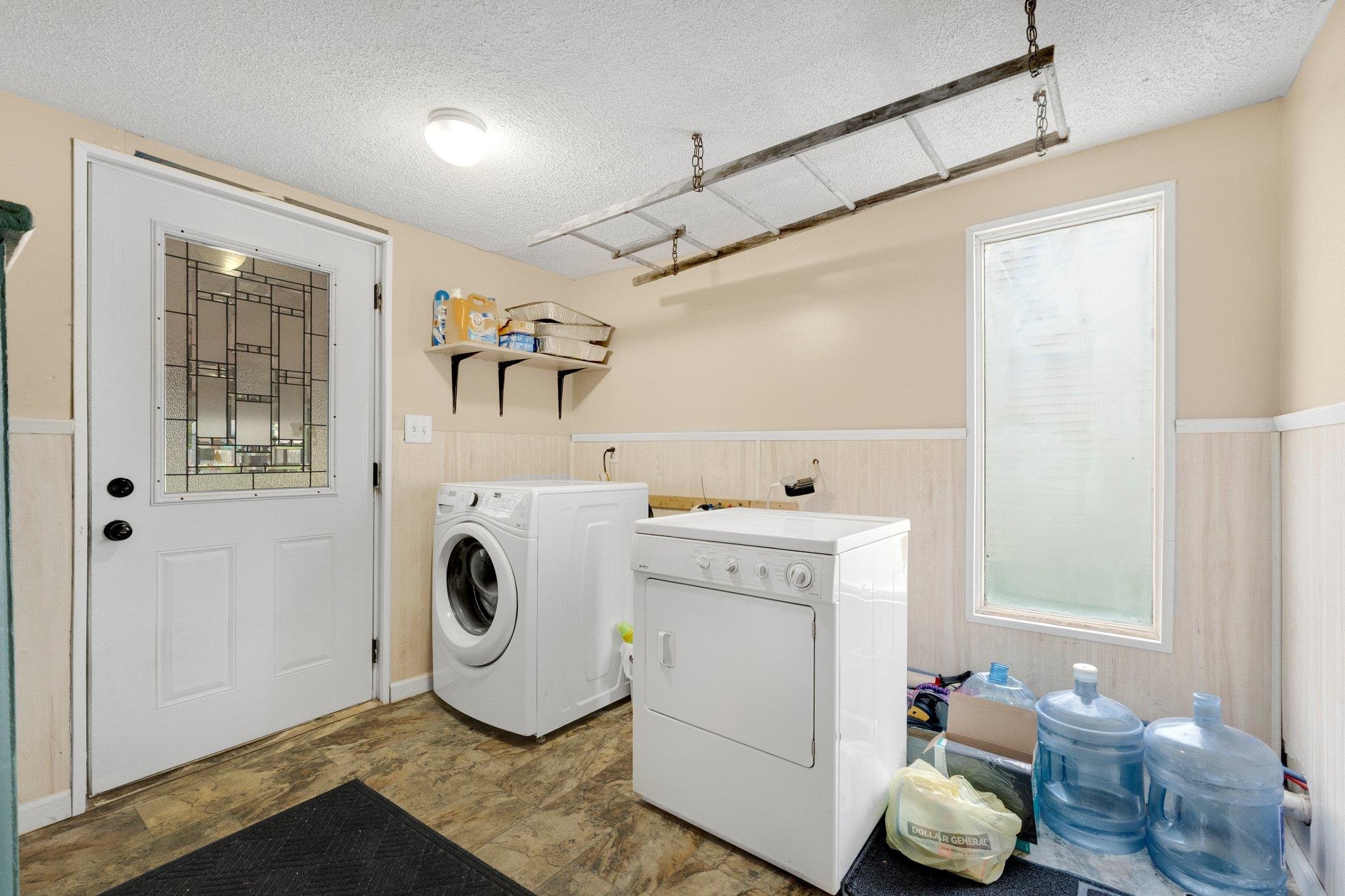 Photo 24 of 1605 E Clark Street