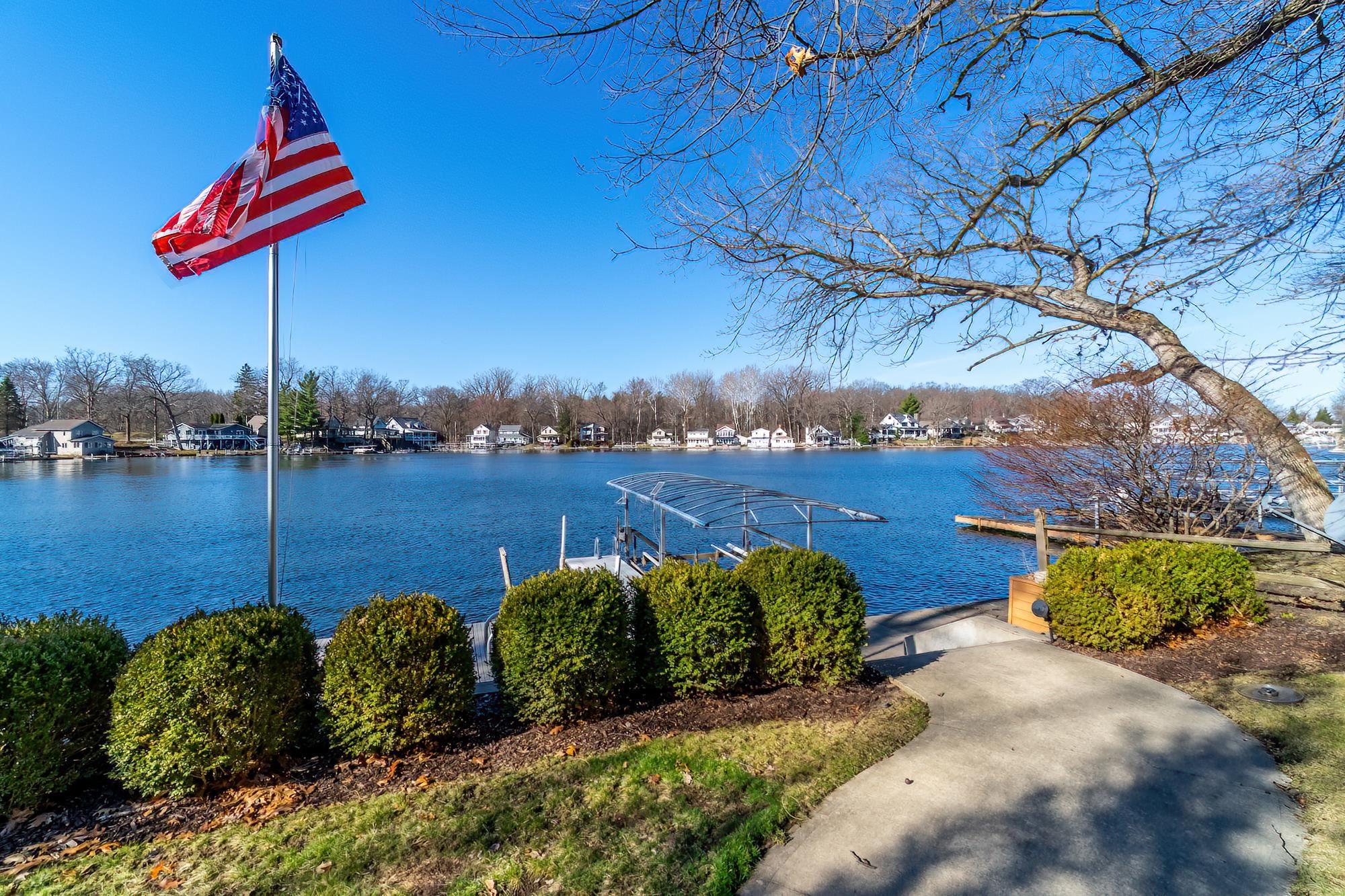 Photo 1 of 796 Lakeside Drive