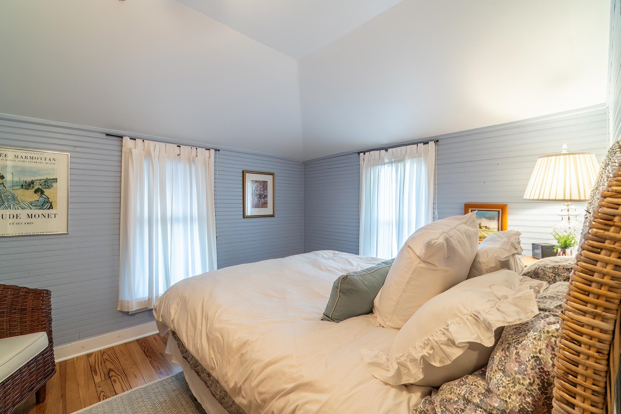 Photo 12 of 796 Lakeside Drive