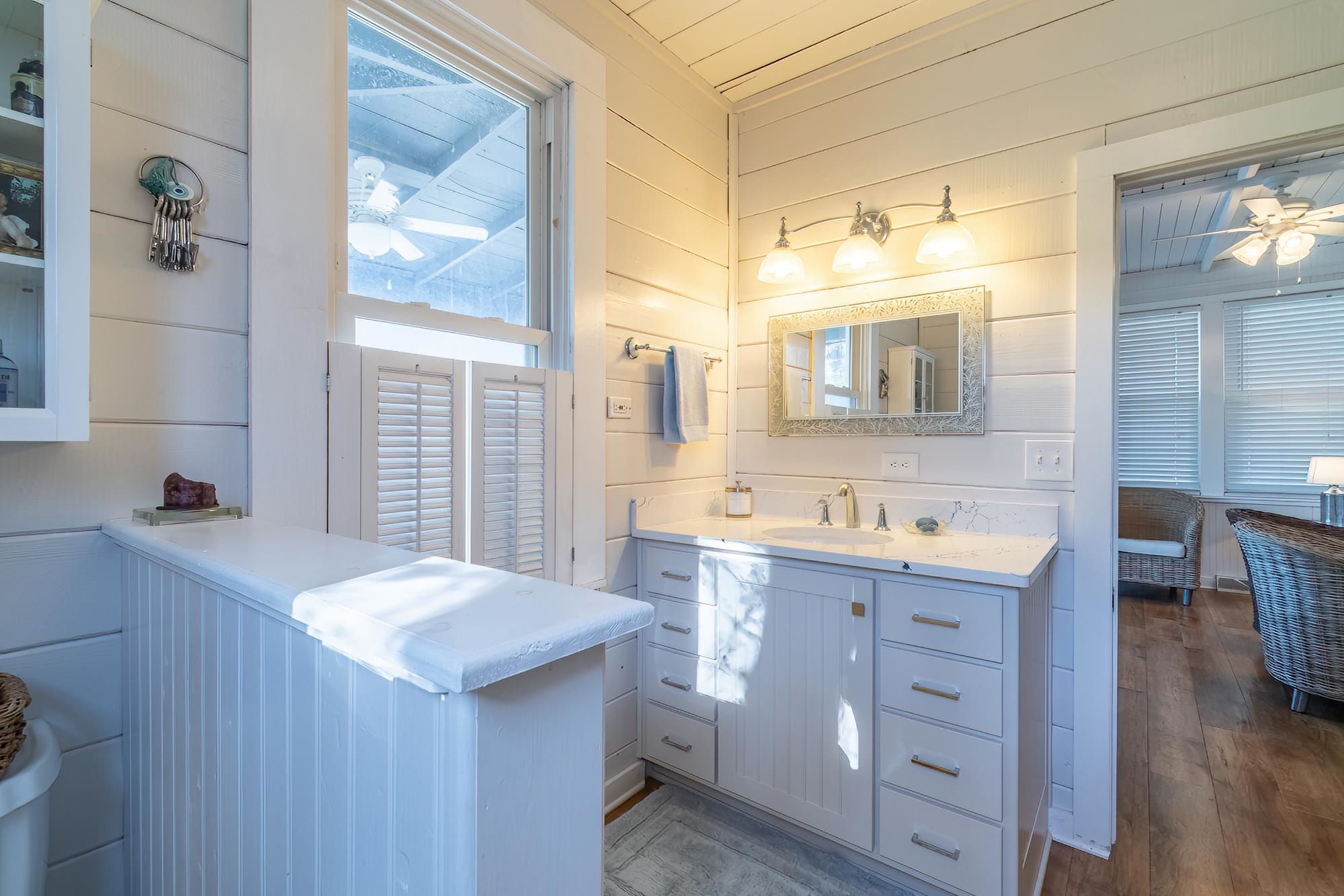 Photo 15 of 796 Lakeside Drive