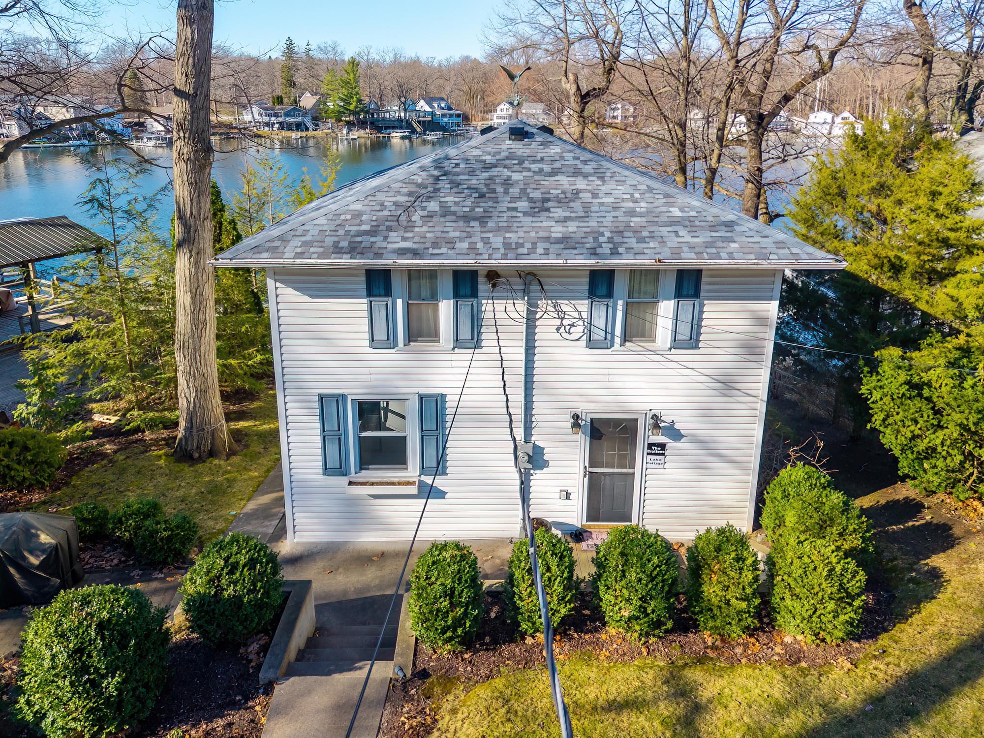 Photo 20 of 796 Lakeside Drive