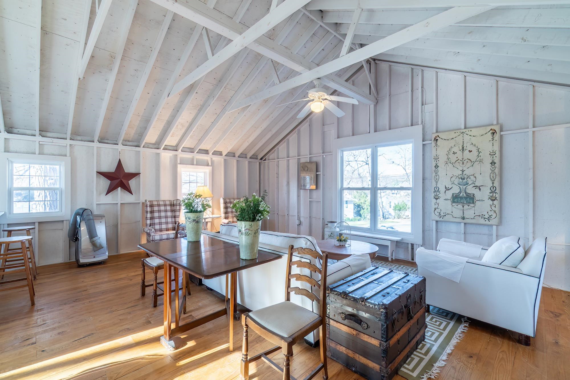 Photo 23 of 796 Lakeside Drive