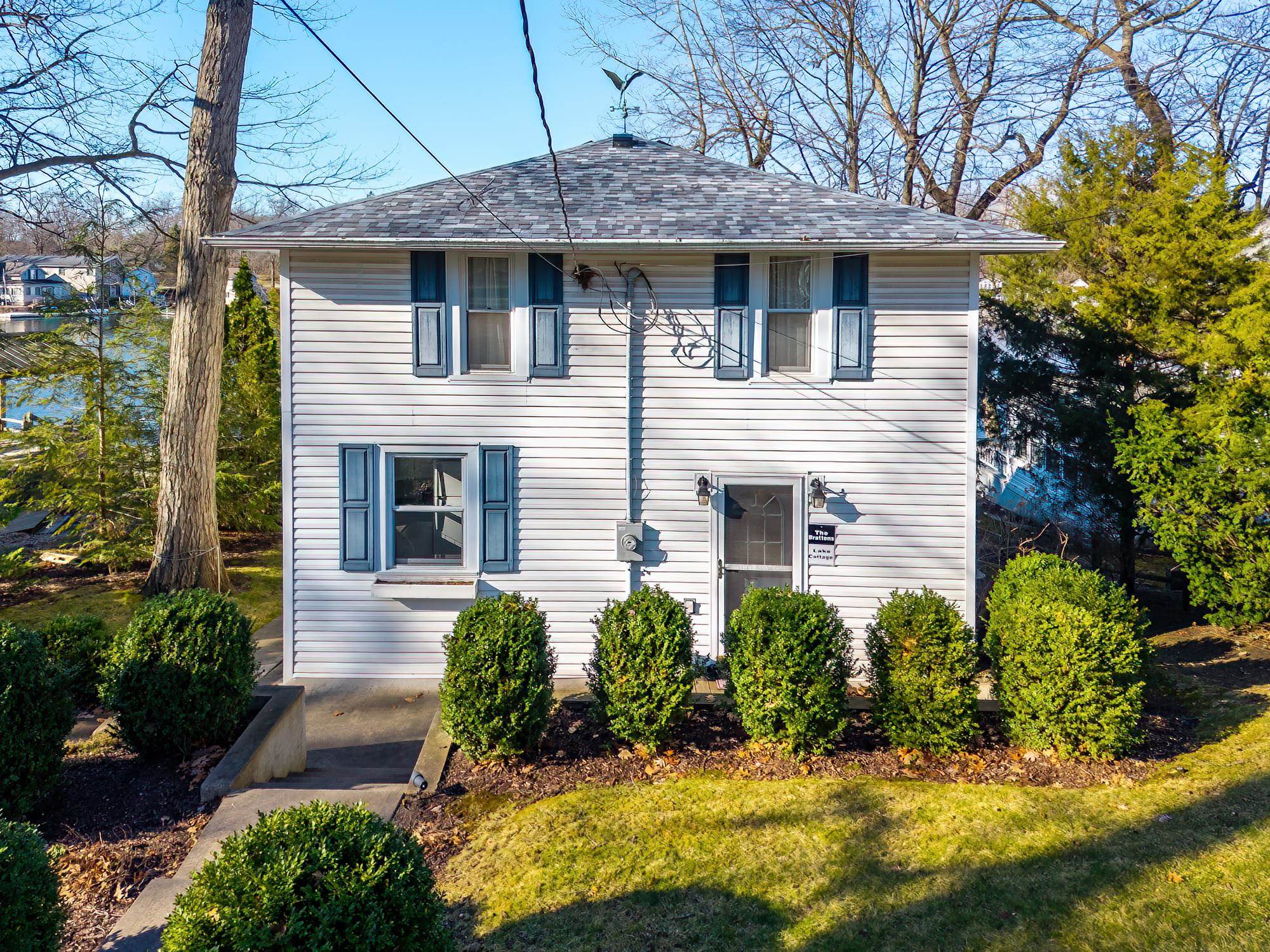 Photo 28 of 796 Lakeside Drive