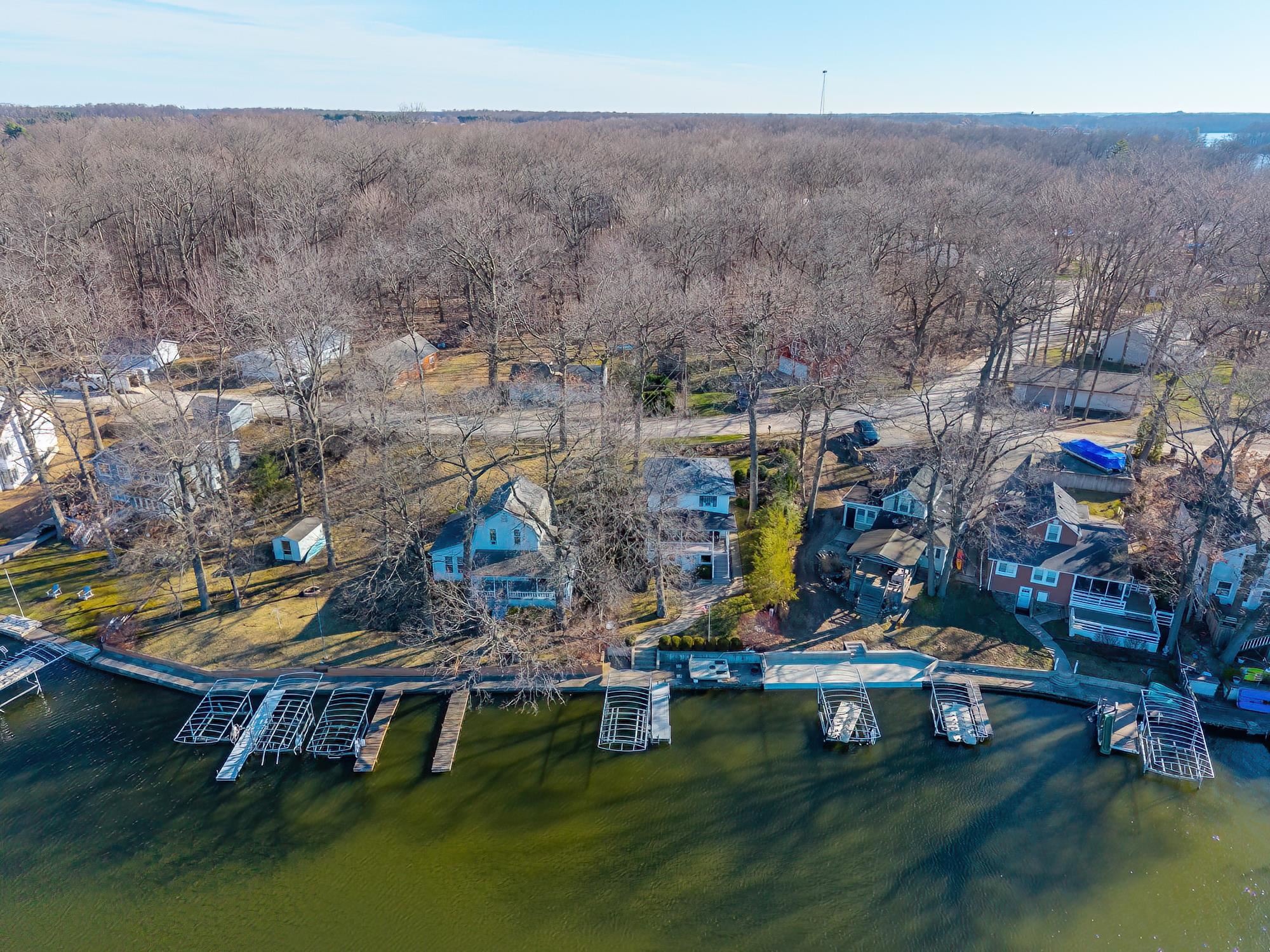 Photo 32 of 796 Lakeside Drive