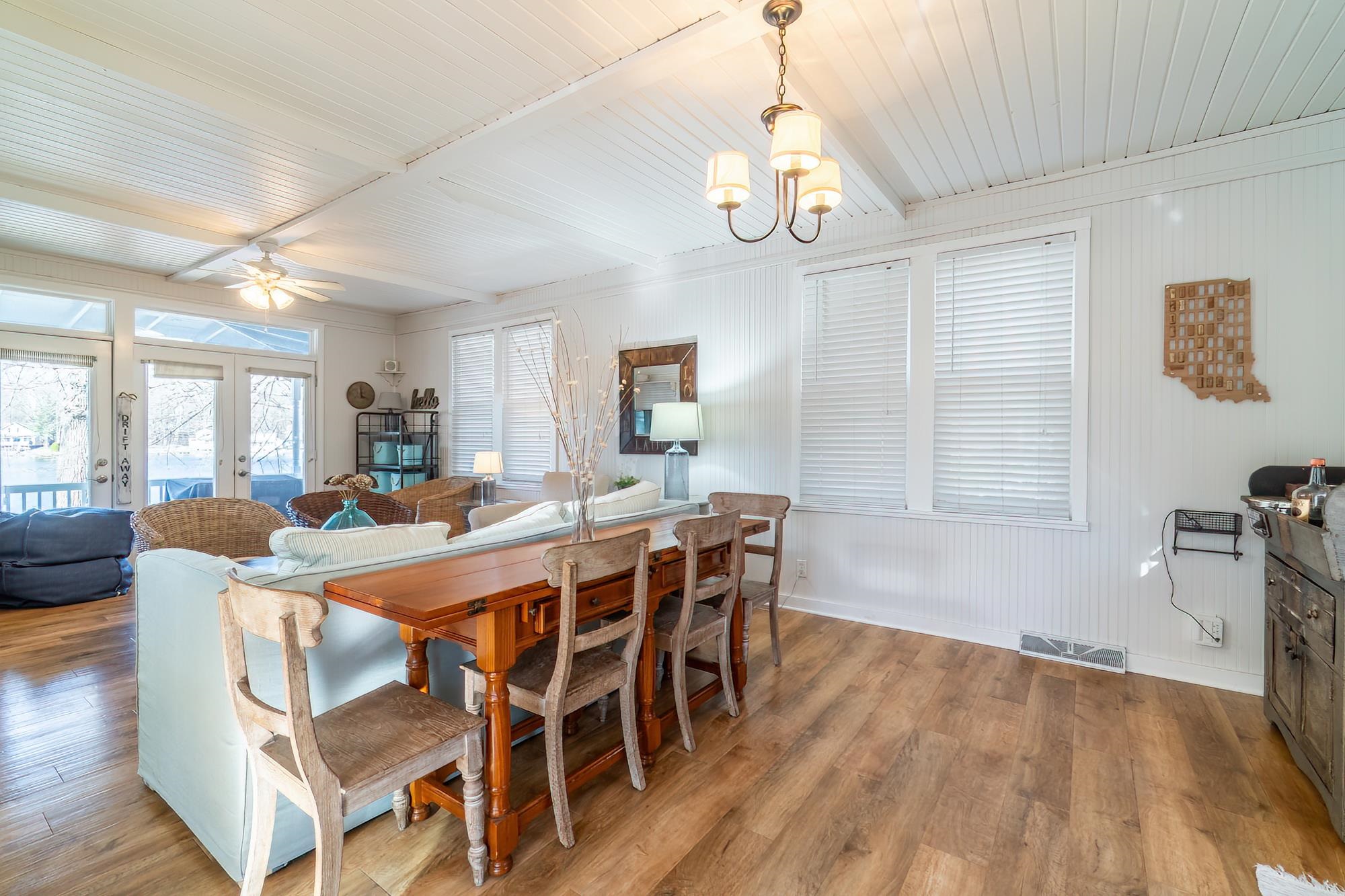 Photo 5 of 796 Lakeside Drive