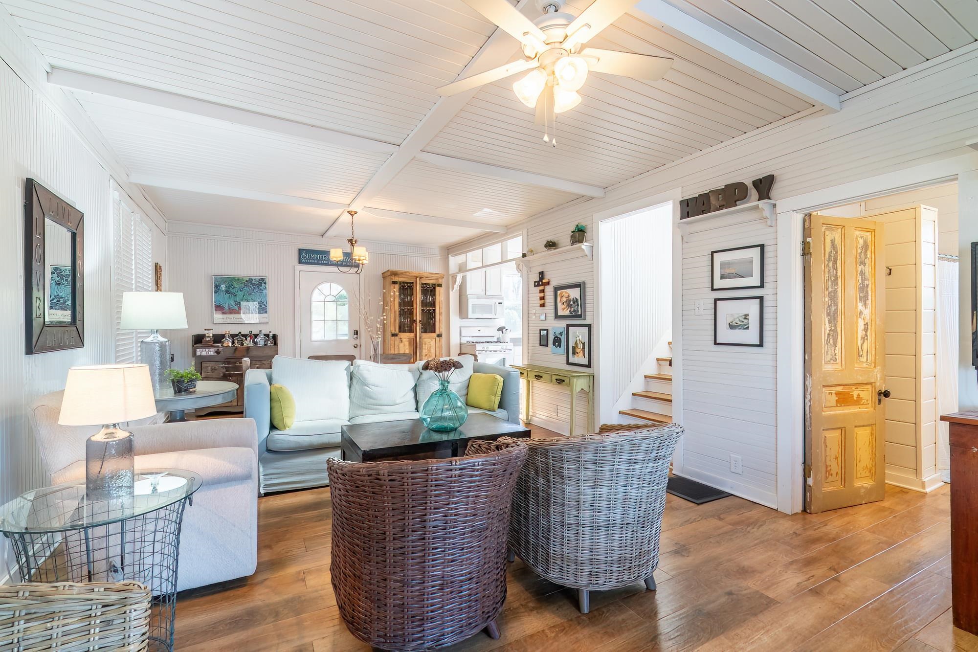 Photo 6 of 796 Lakeside Drive