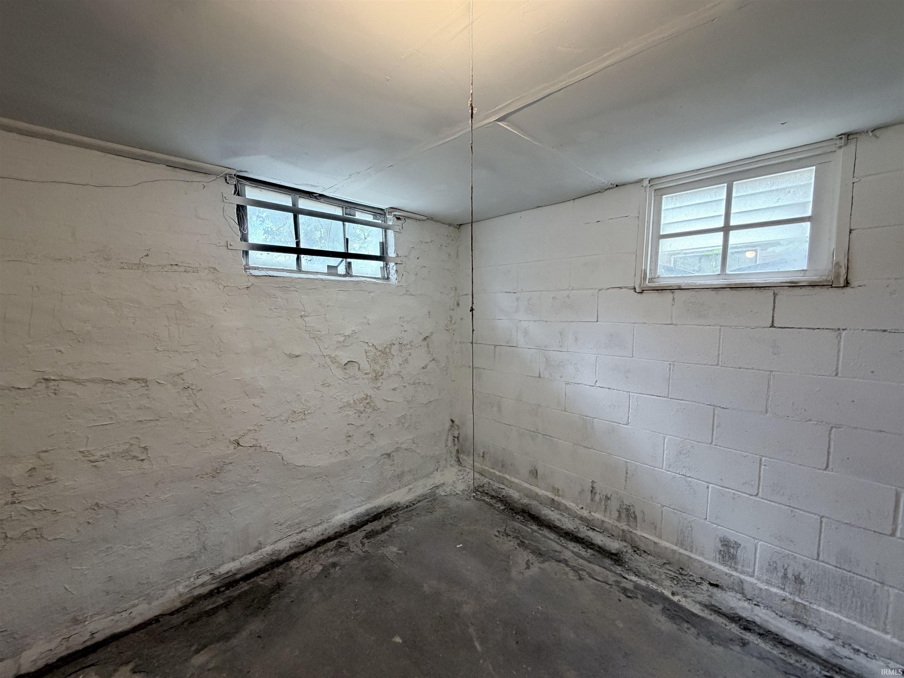 Photo 27 of 931 Woodview Boulevard