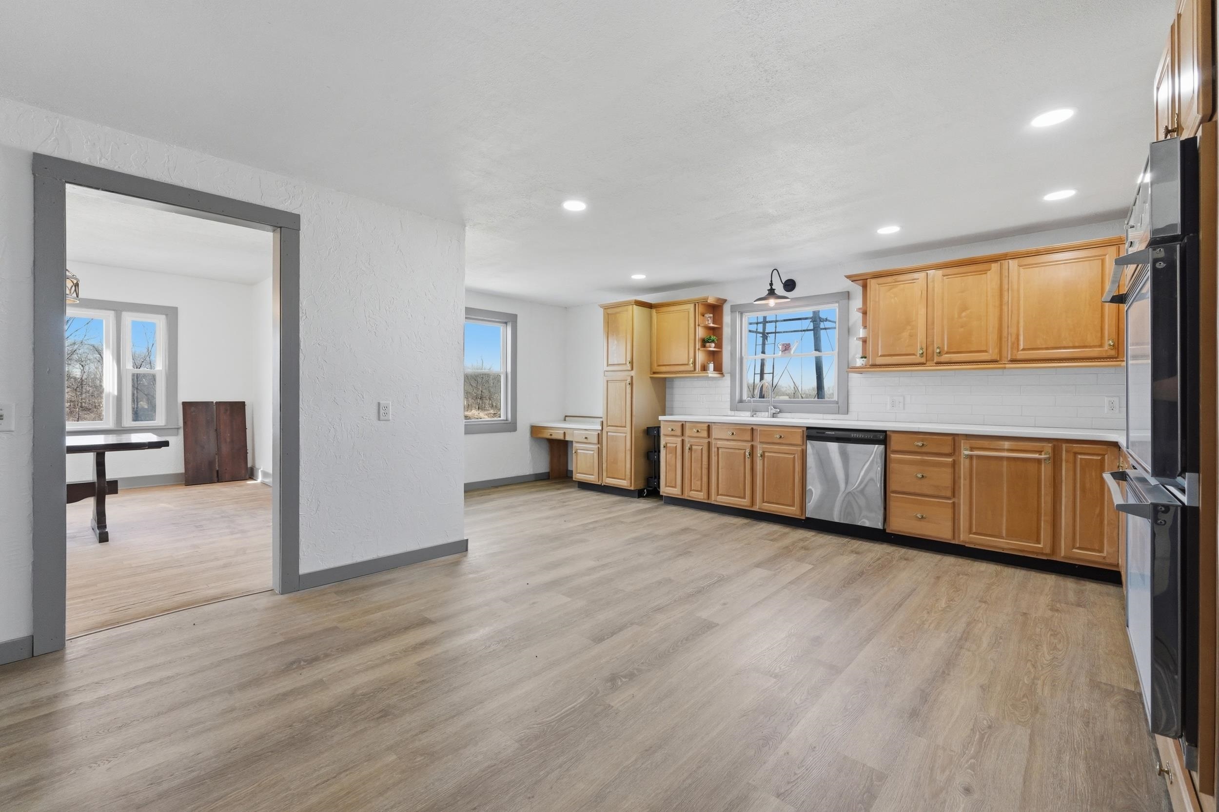 Photo 14 of 7770 S Old 27