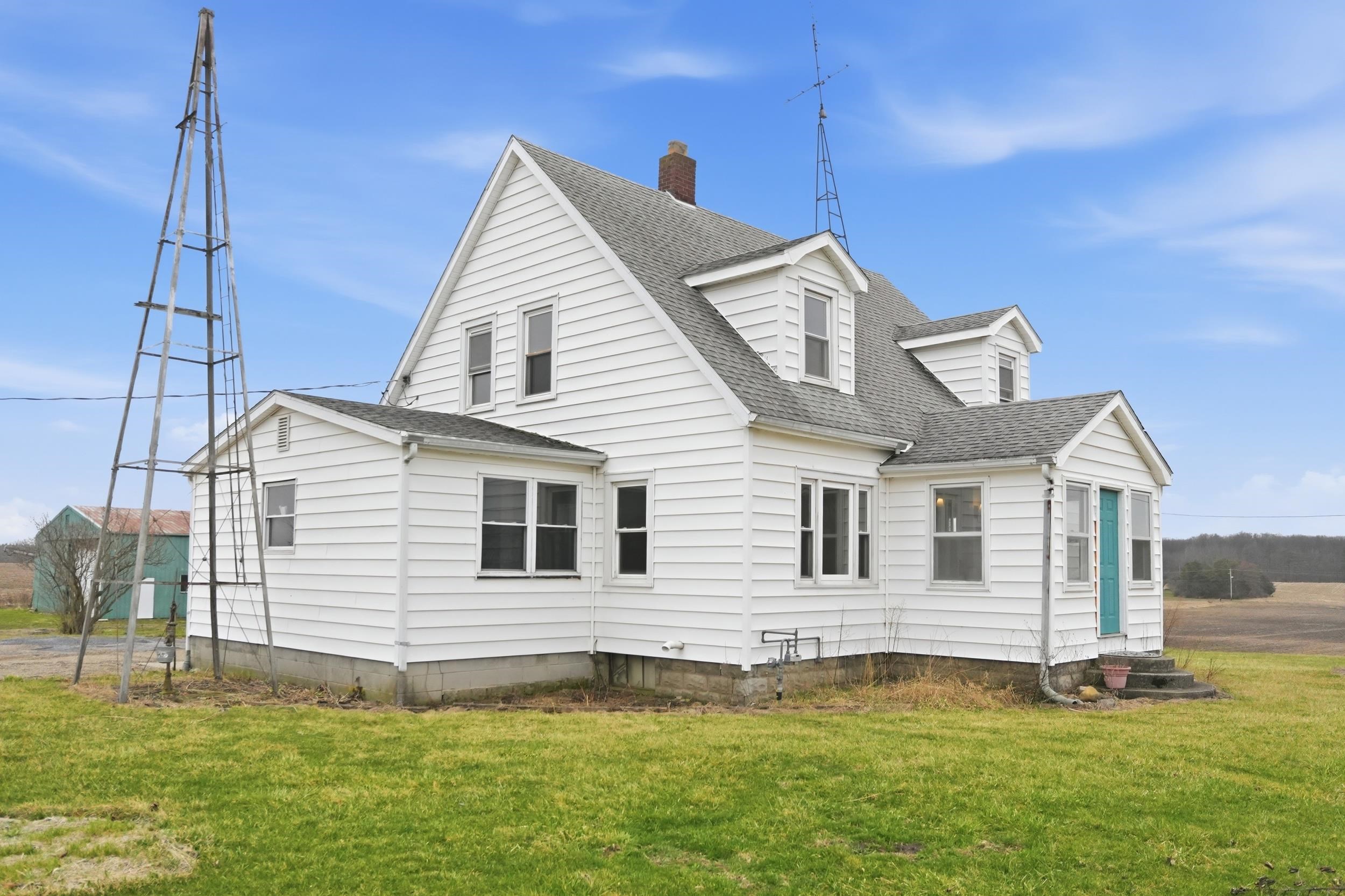 Photo 2 of 7770 S Old 27