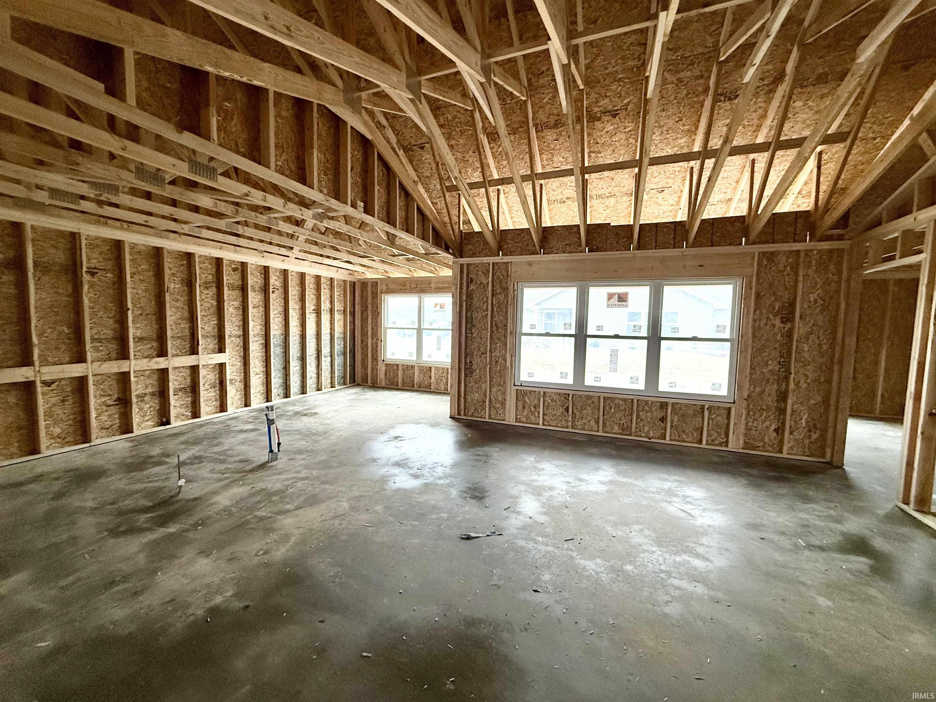 Misc room with concrete flooring