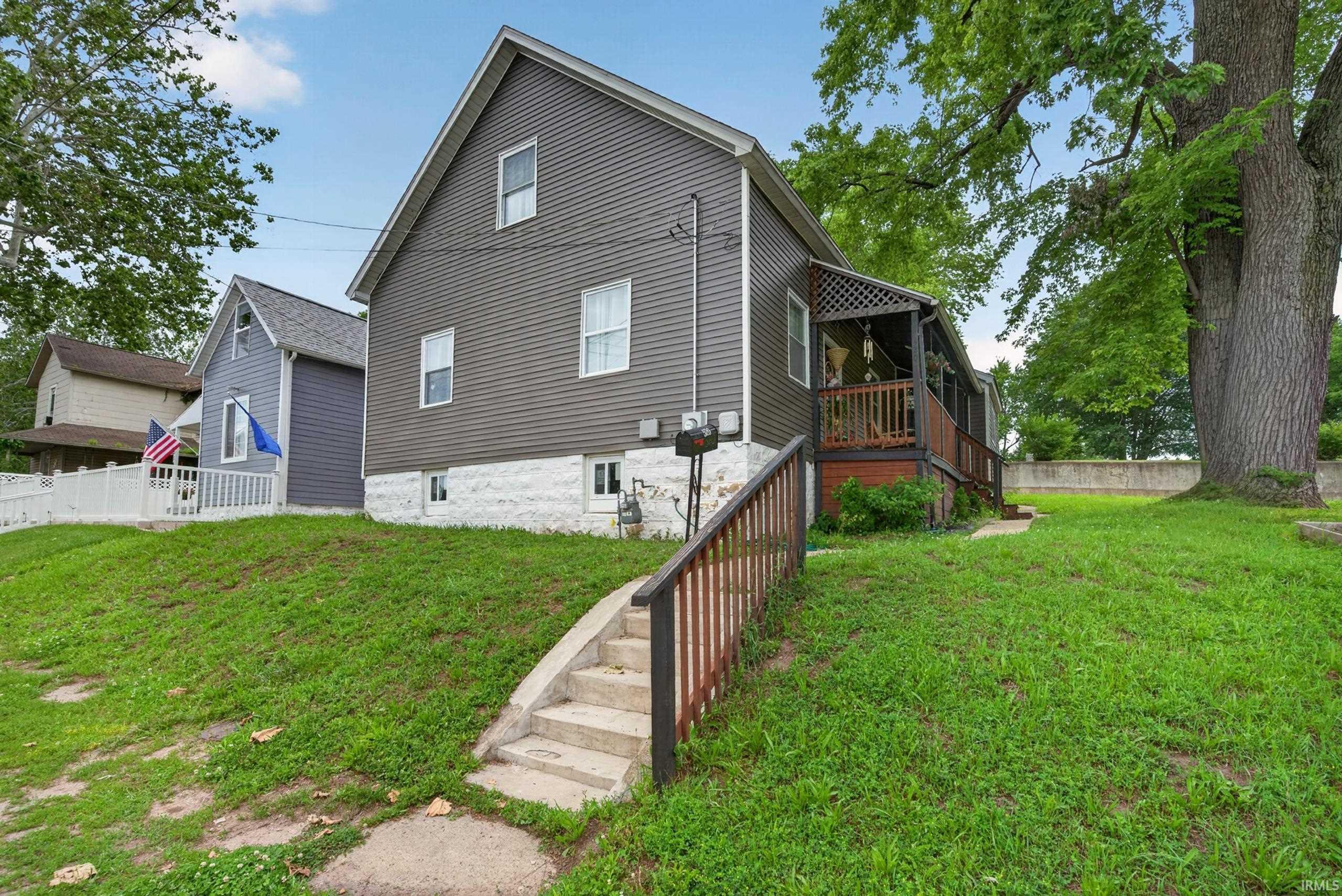 Homes for sale in Logansport, IN | 520 Henry St, Logansport, IN 46947 | MLS# 202608170