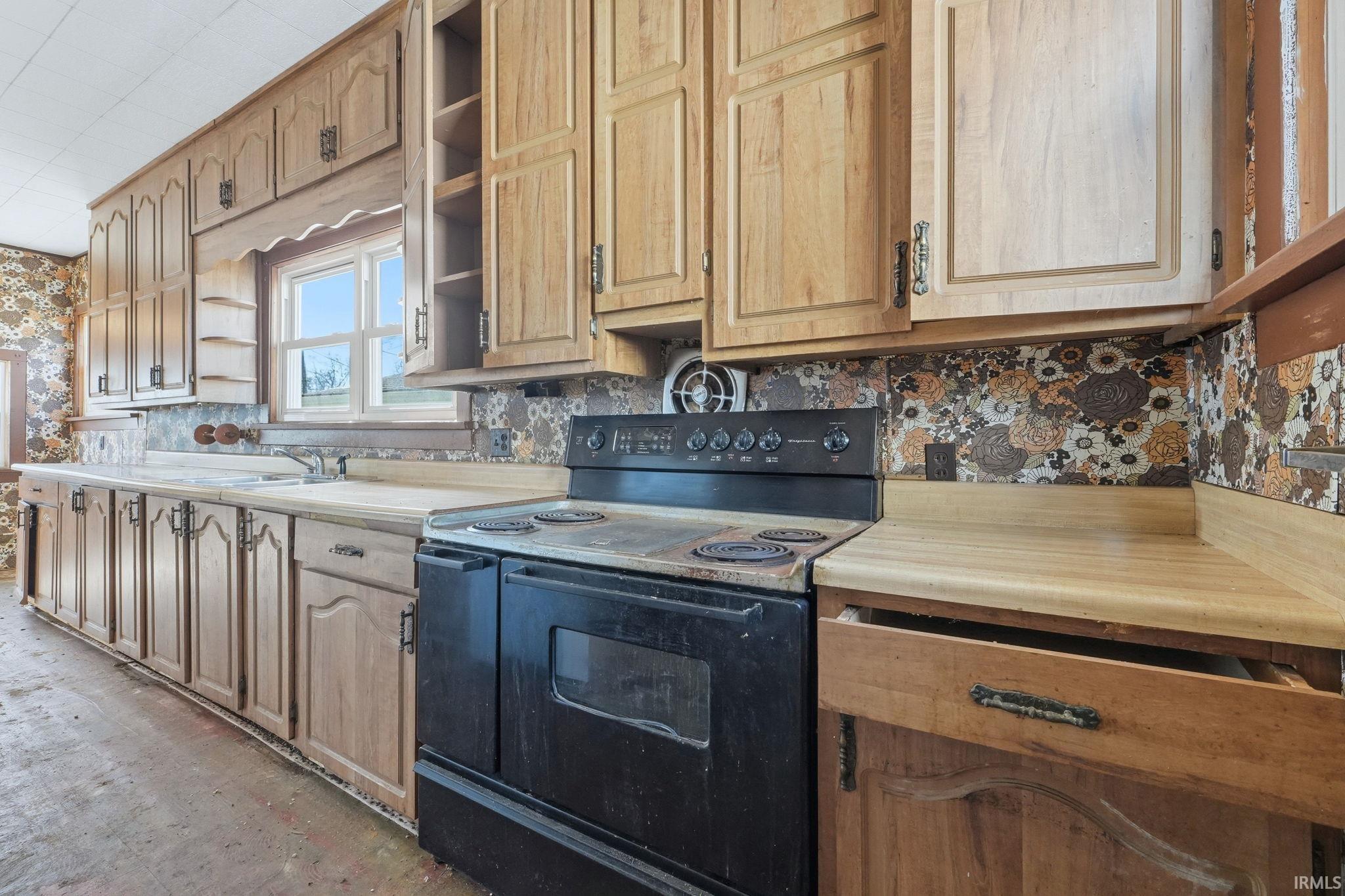 Photo 12 of 622 Broadway Street