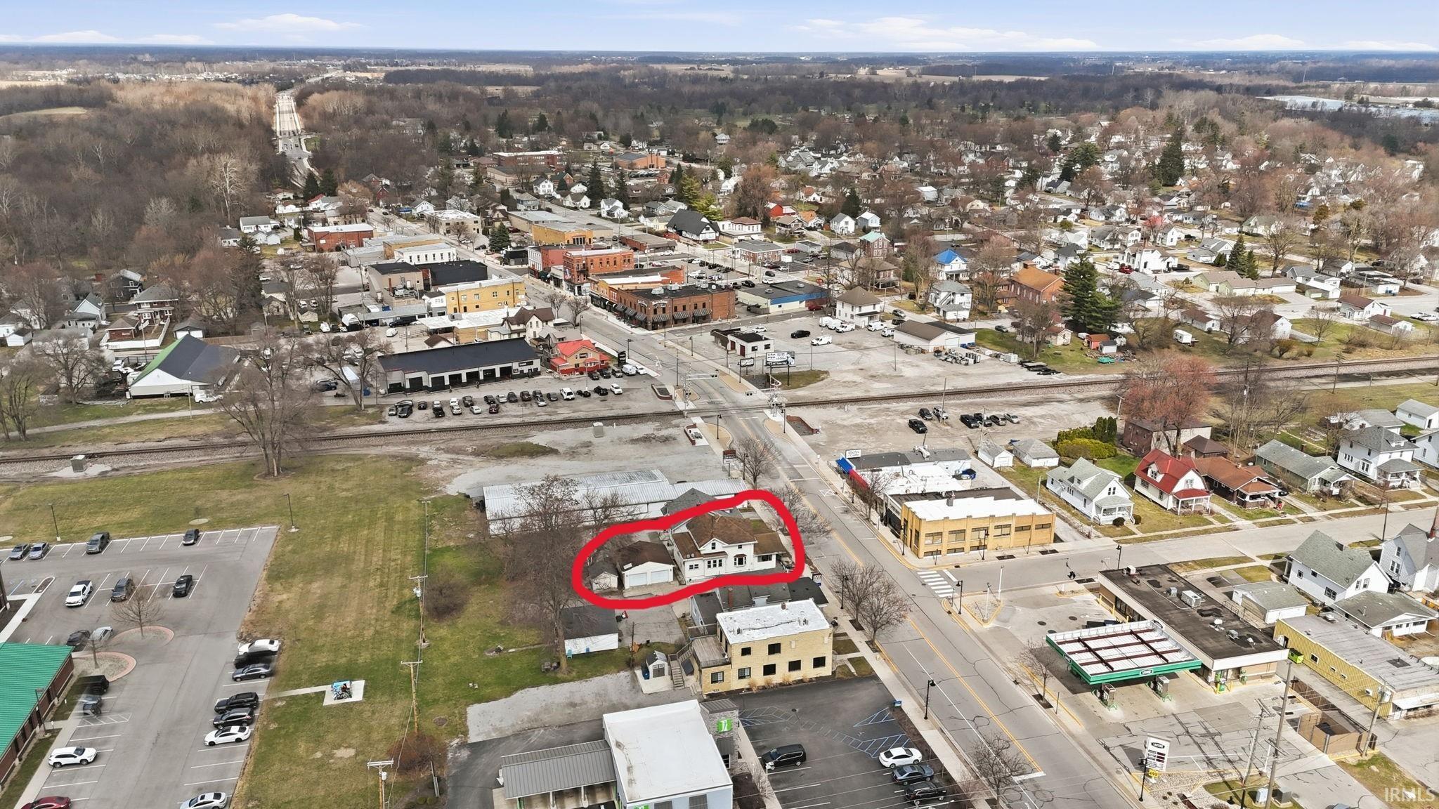 Photo 2 of 622 Broadway Street