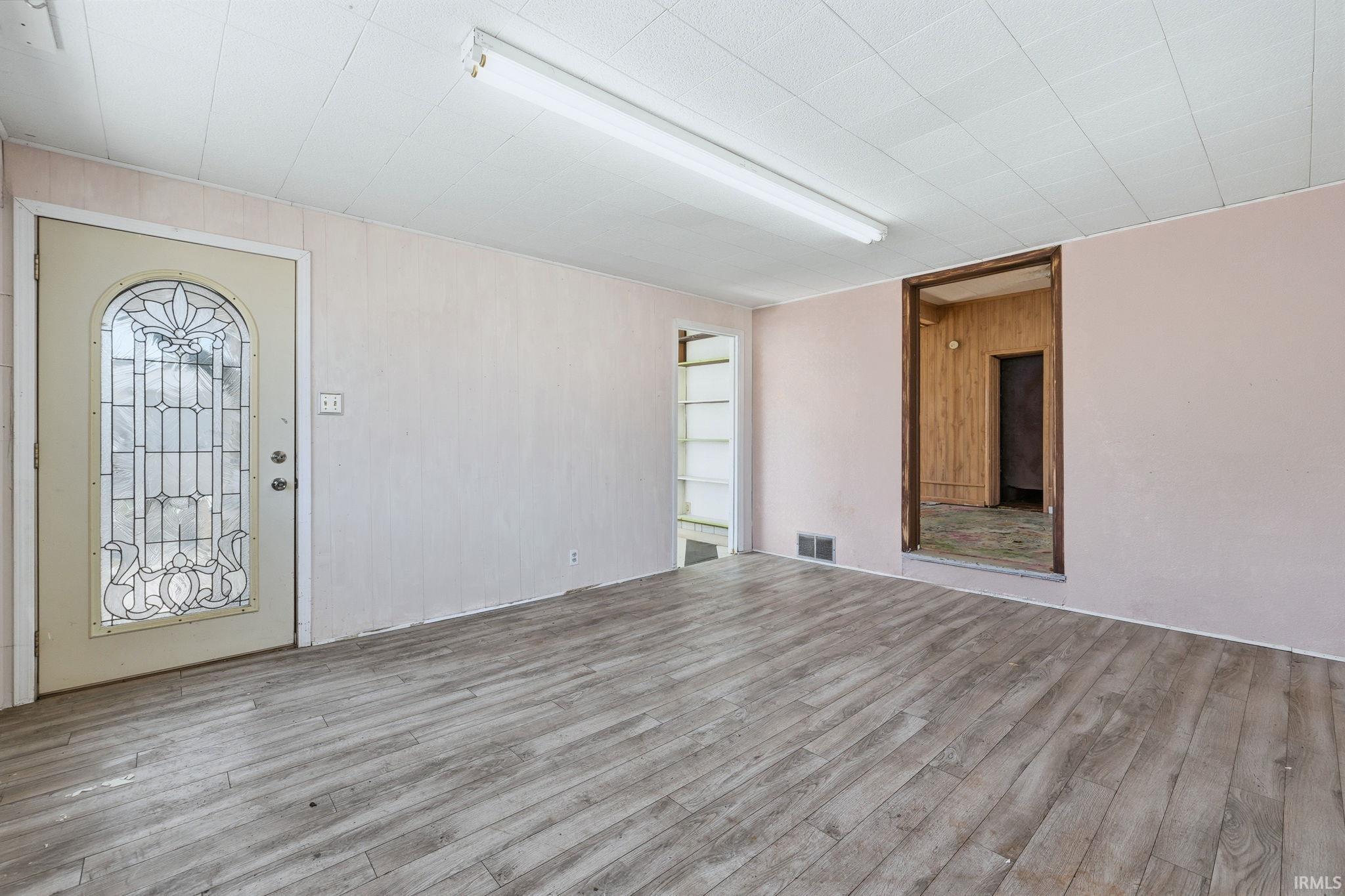 Photo 4 of 622 Broadway Street