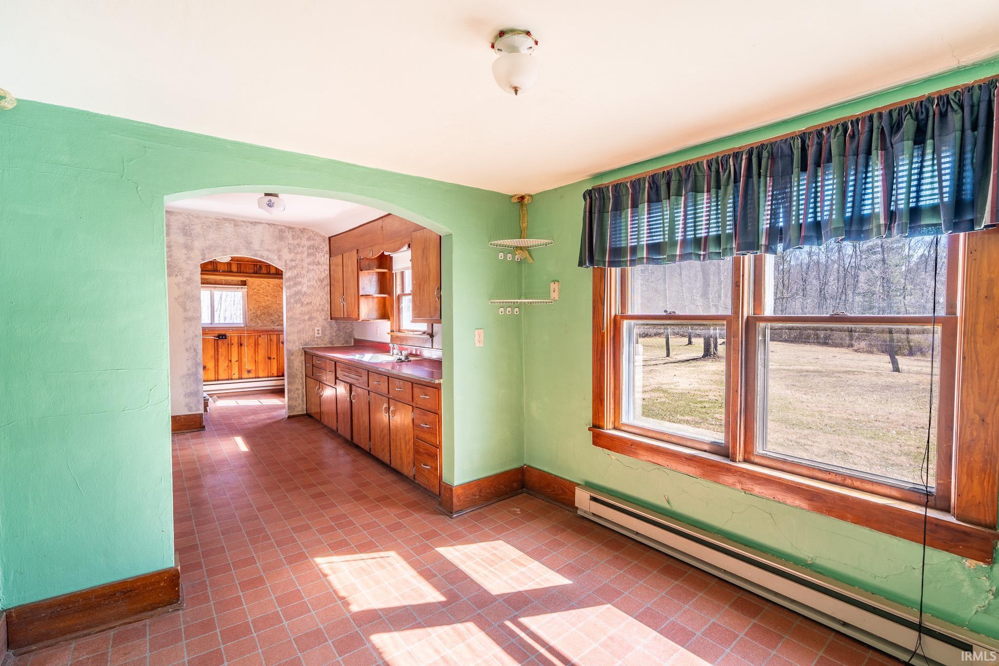 Photo 30 of 75 W Old Trail