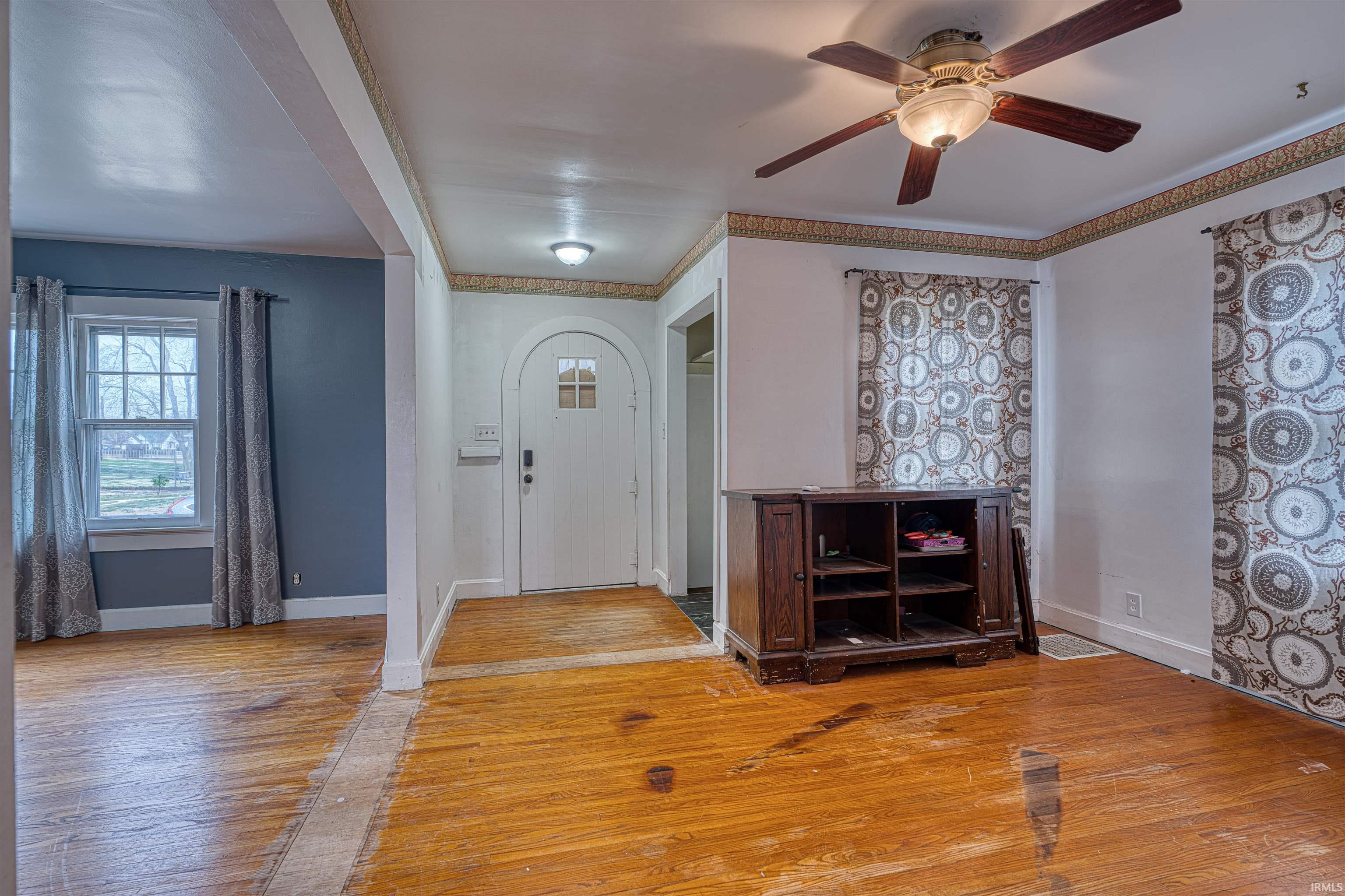 Homes for sale in Mount Vernon, IN | 927 E Fifth St, Mount Vernon, IN 47620 | MLS# 202608254