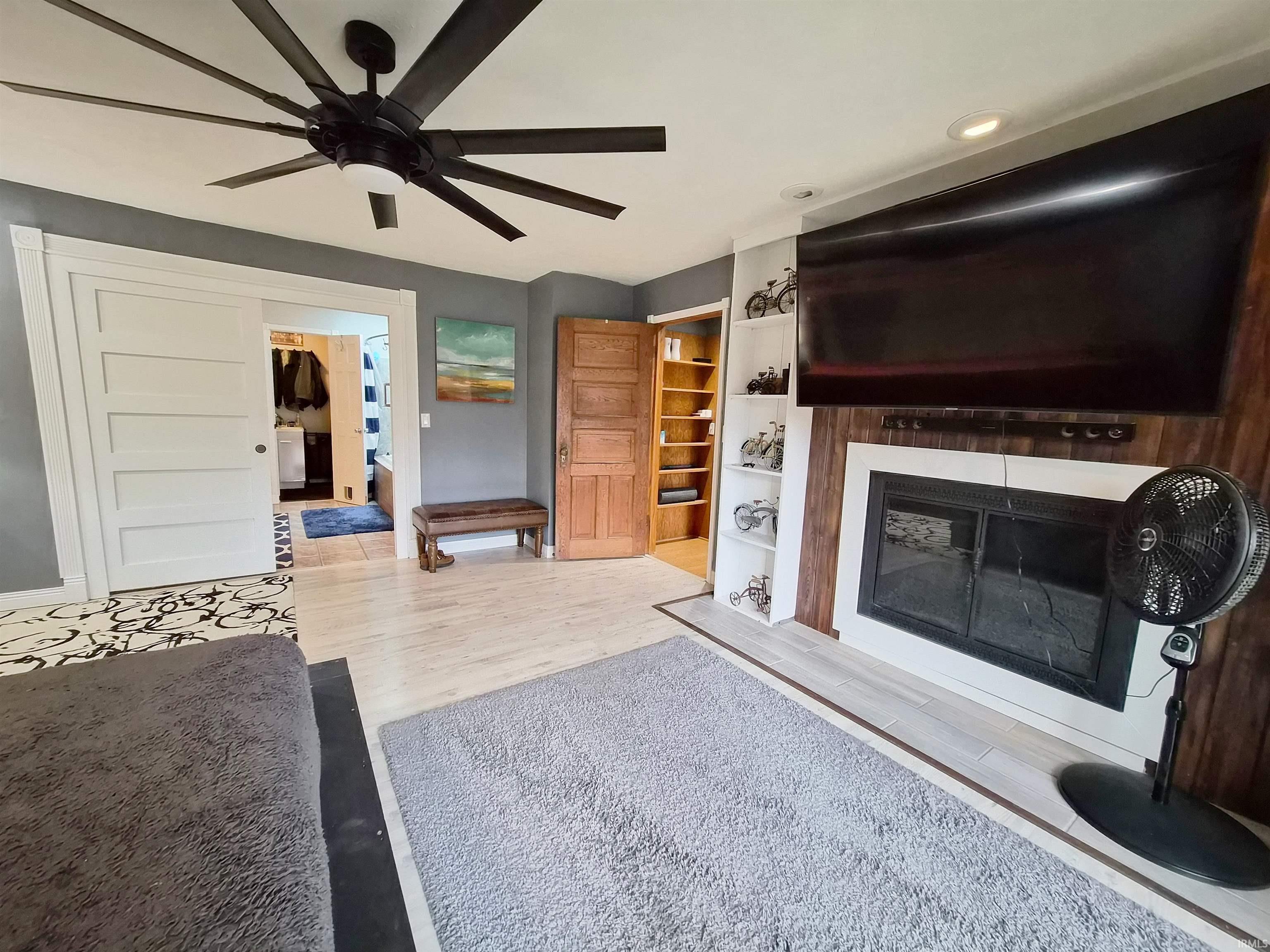 Photo 18 of 564 E Pink Magnolia Drive