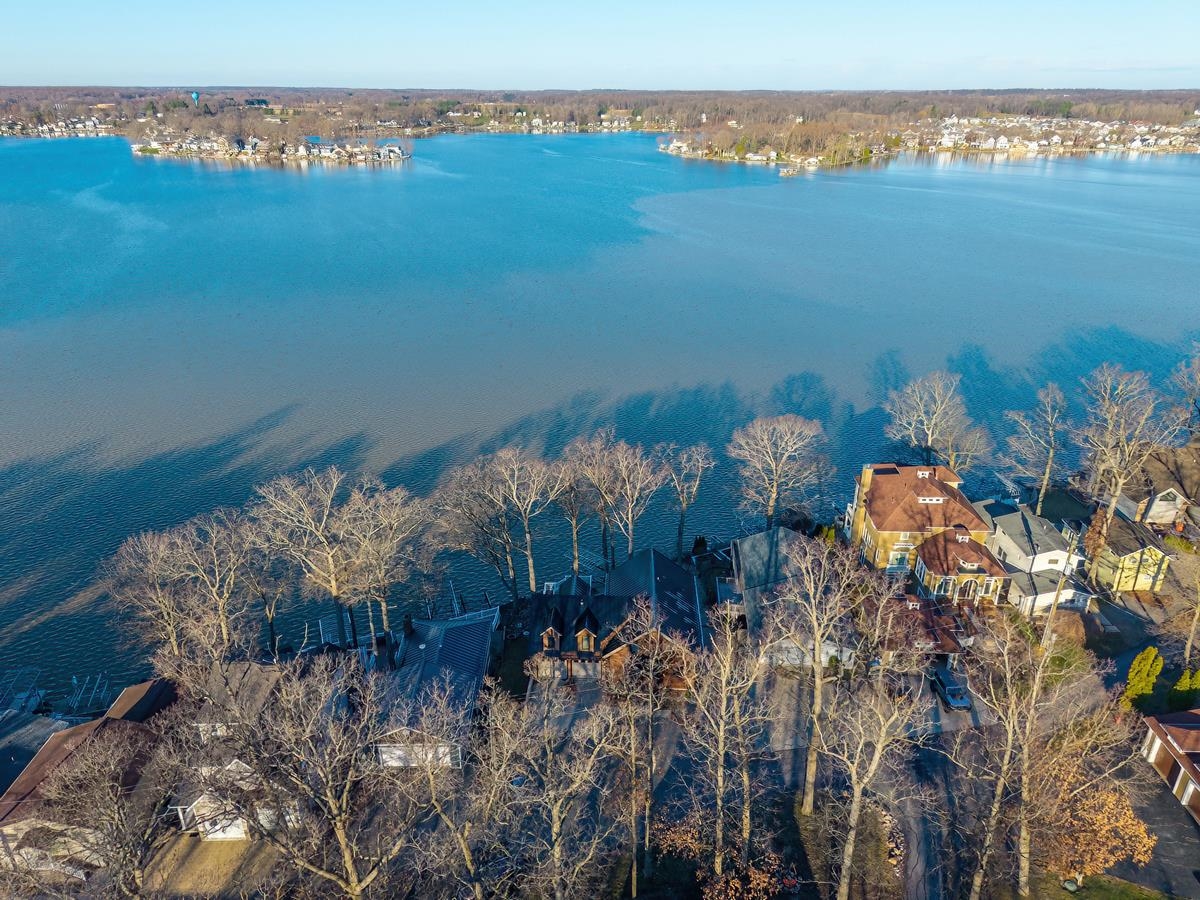 Photo 3 of 680 Lane 150H Hamilton Lk