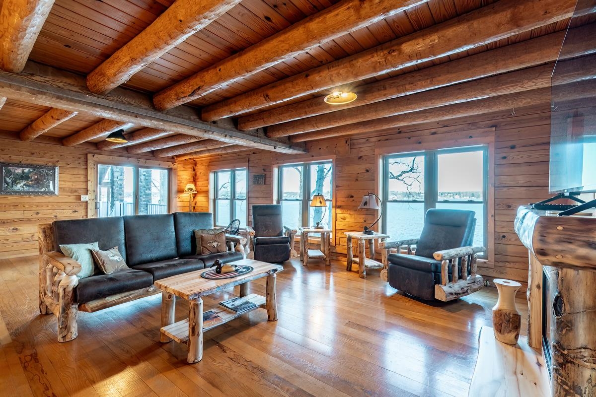 Photo 4 of 680 Lane 150H Hamilton Lk