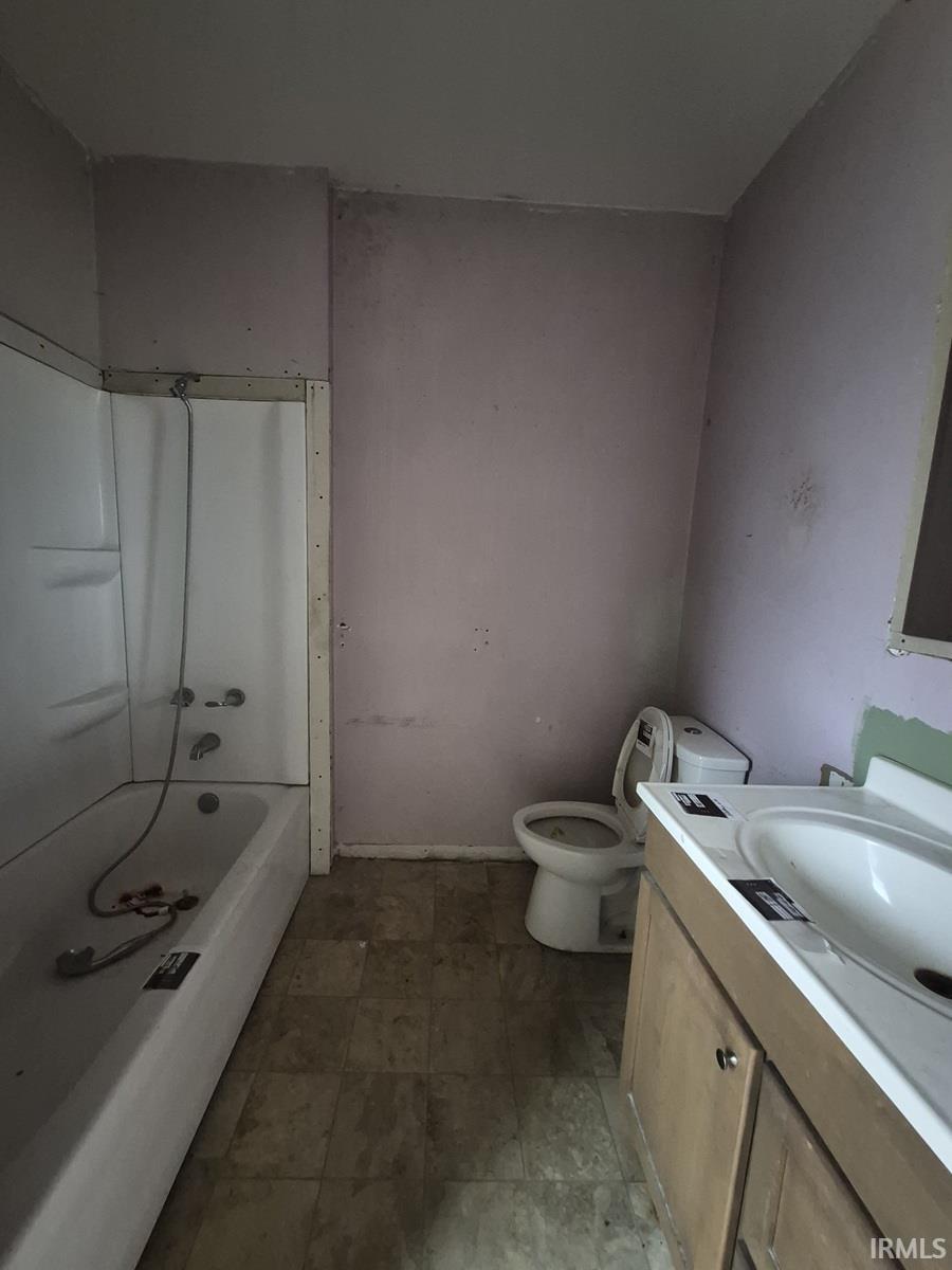 Homes for sale in Princeton, IN | 610 W State St, Princeton, IN 47670 | MLS# 202608350