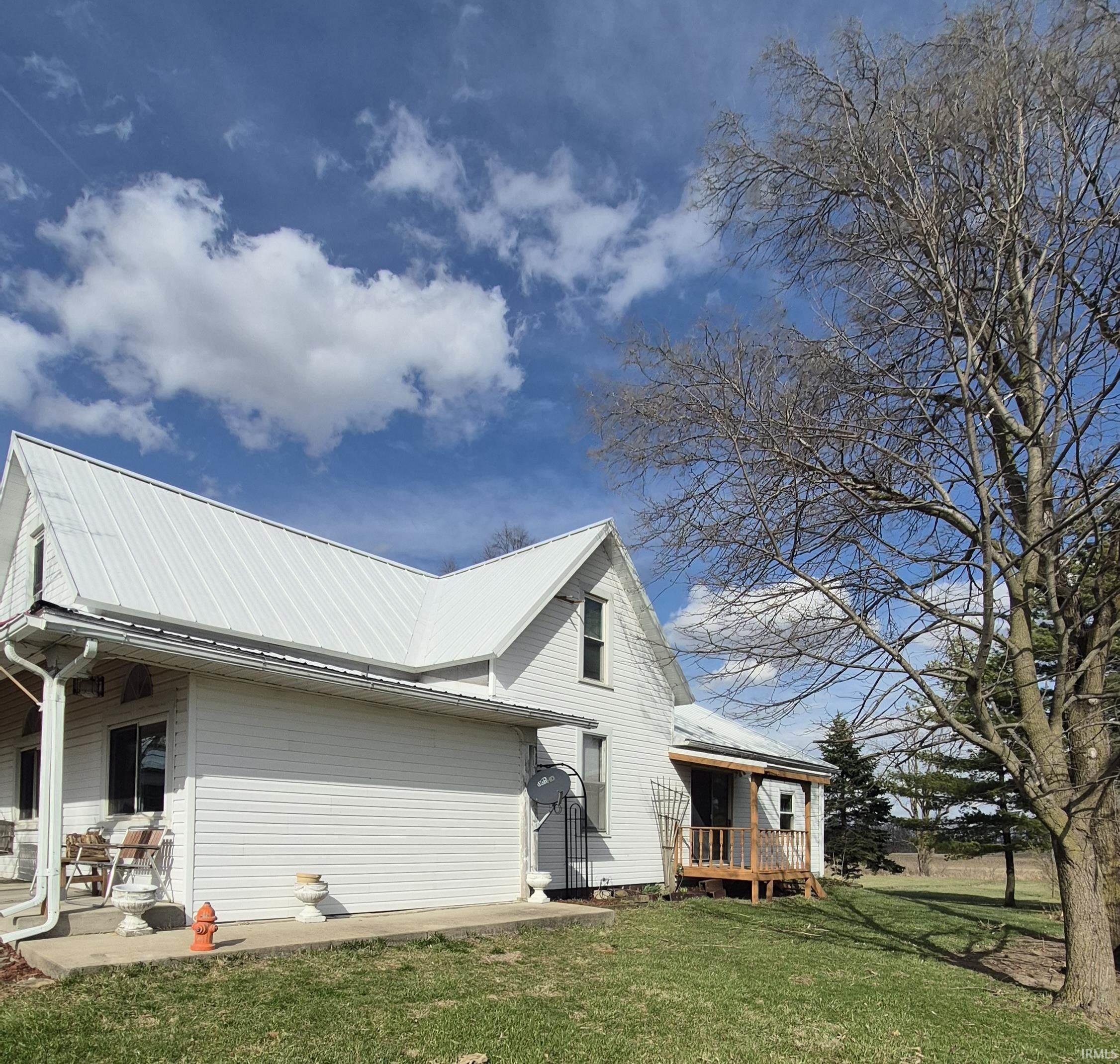 Homes for sale in Ridgeville, IN | 8807 S 200 E, Ridgeville, IN 47380 | MLS# 202608534