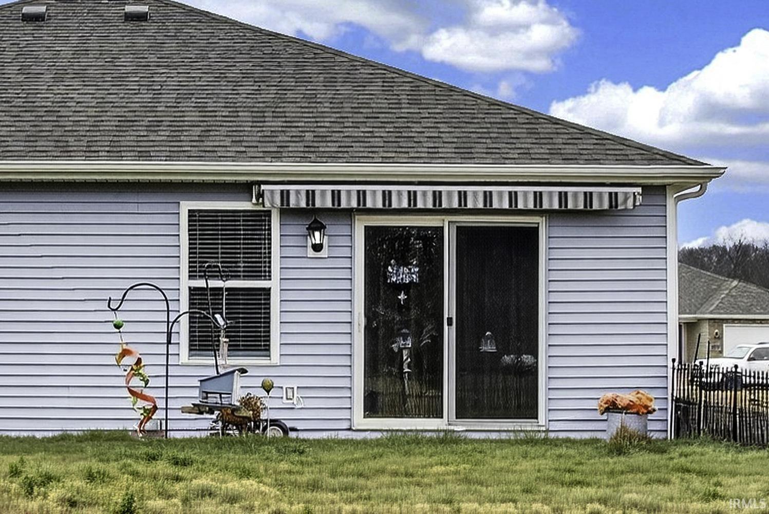 Photo 2 of 1762 Kensington Drive