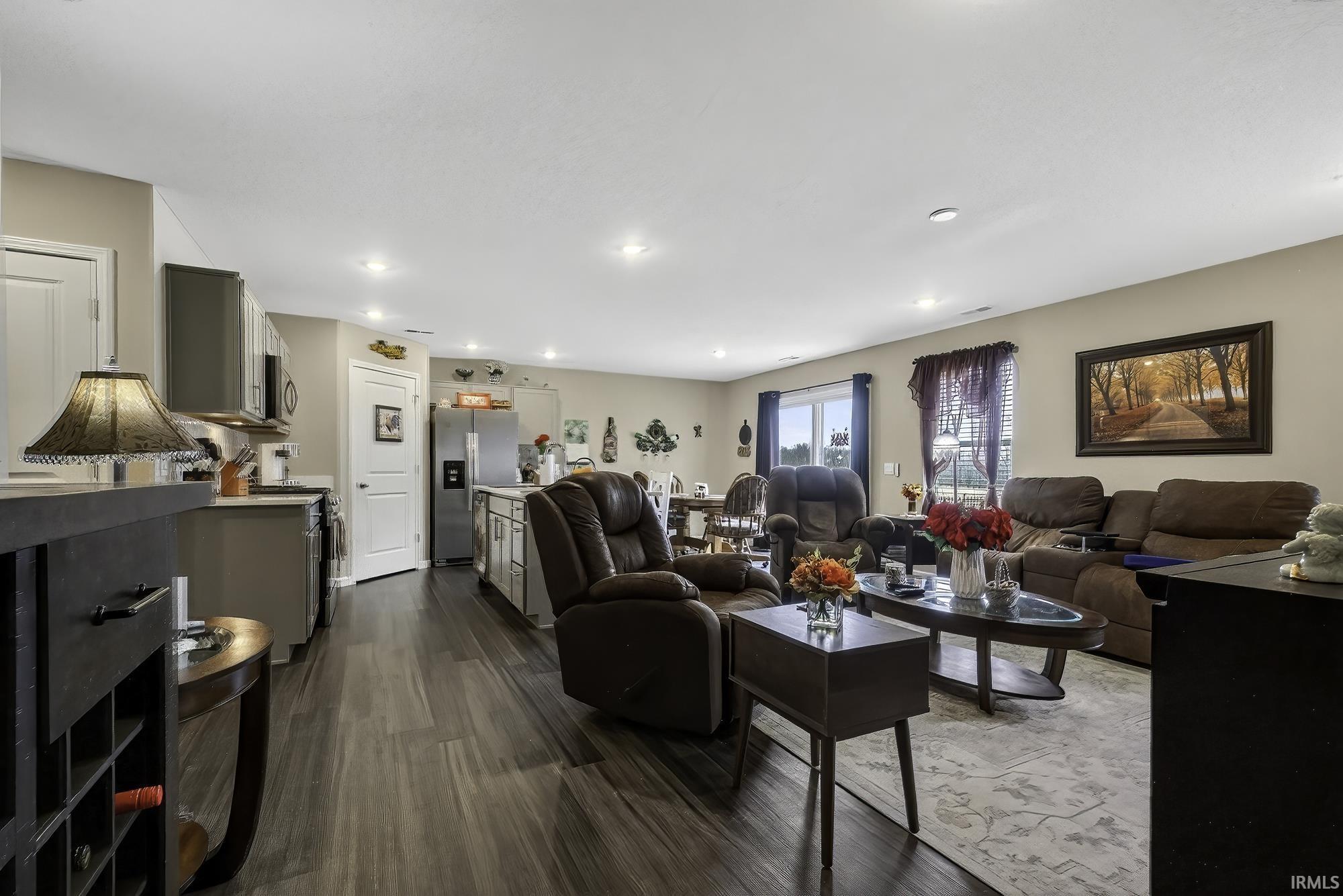 Photo 4 of 1762 Kensington Drive