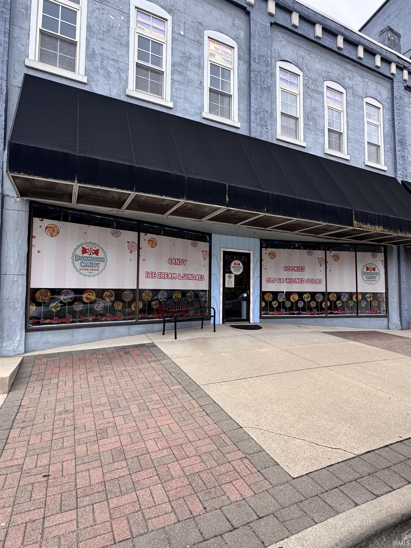 Photo 1 of 112 W Market Street