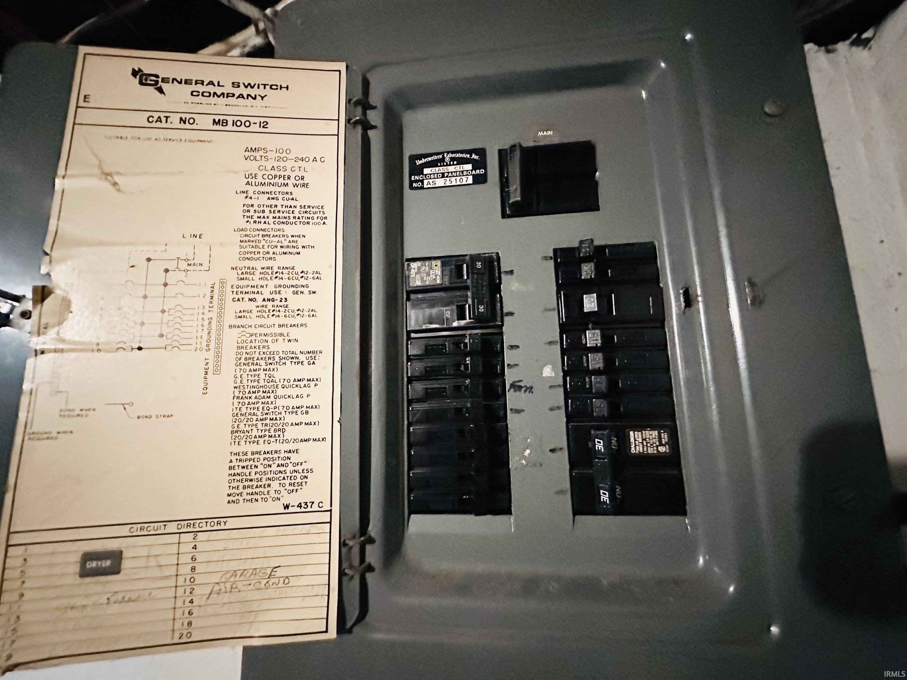 Homes for sale in Mishawaka, IN | 917 Geyer Ave, Mishawaka, IN 46544 | MLS# 202608662