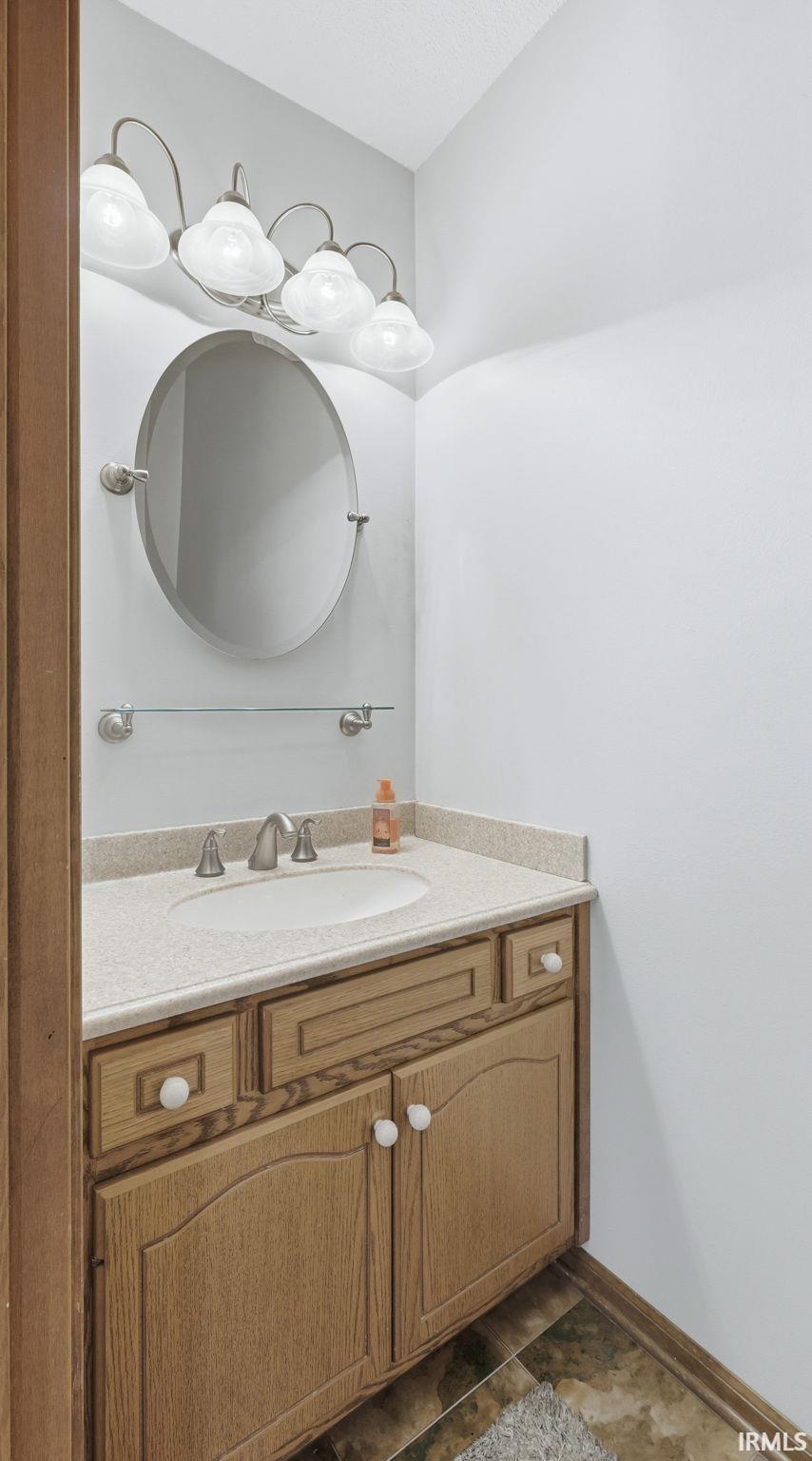 Photo 15 of 2101 White Plains Court